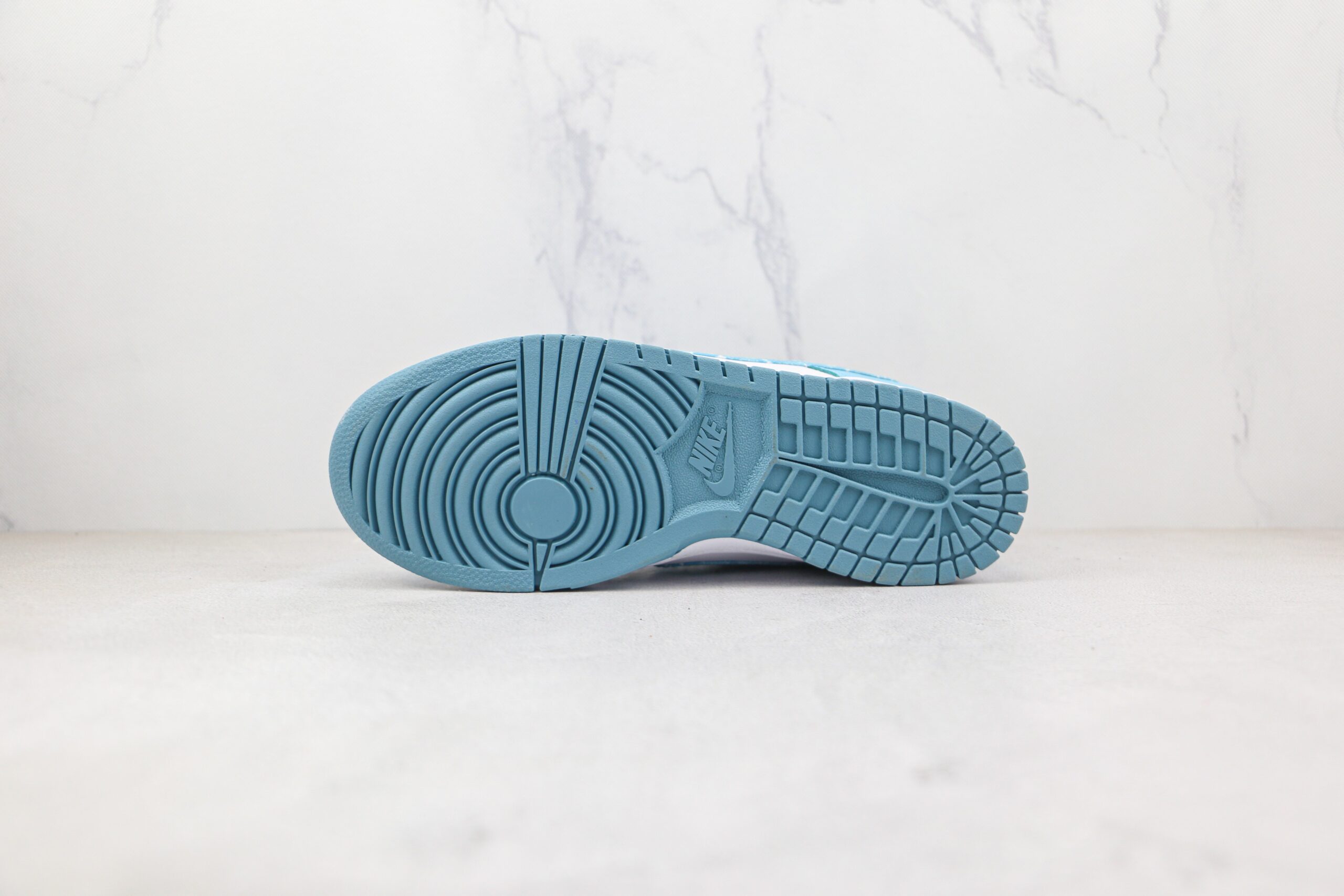 Nike Dunk Low Essential Paisley Pack Worn - Imagem 5