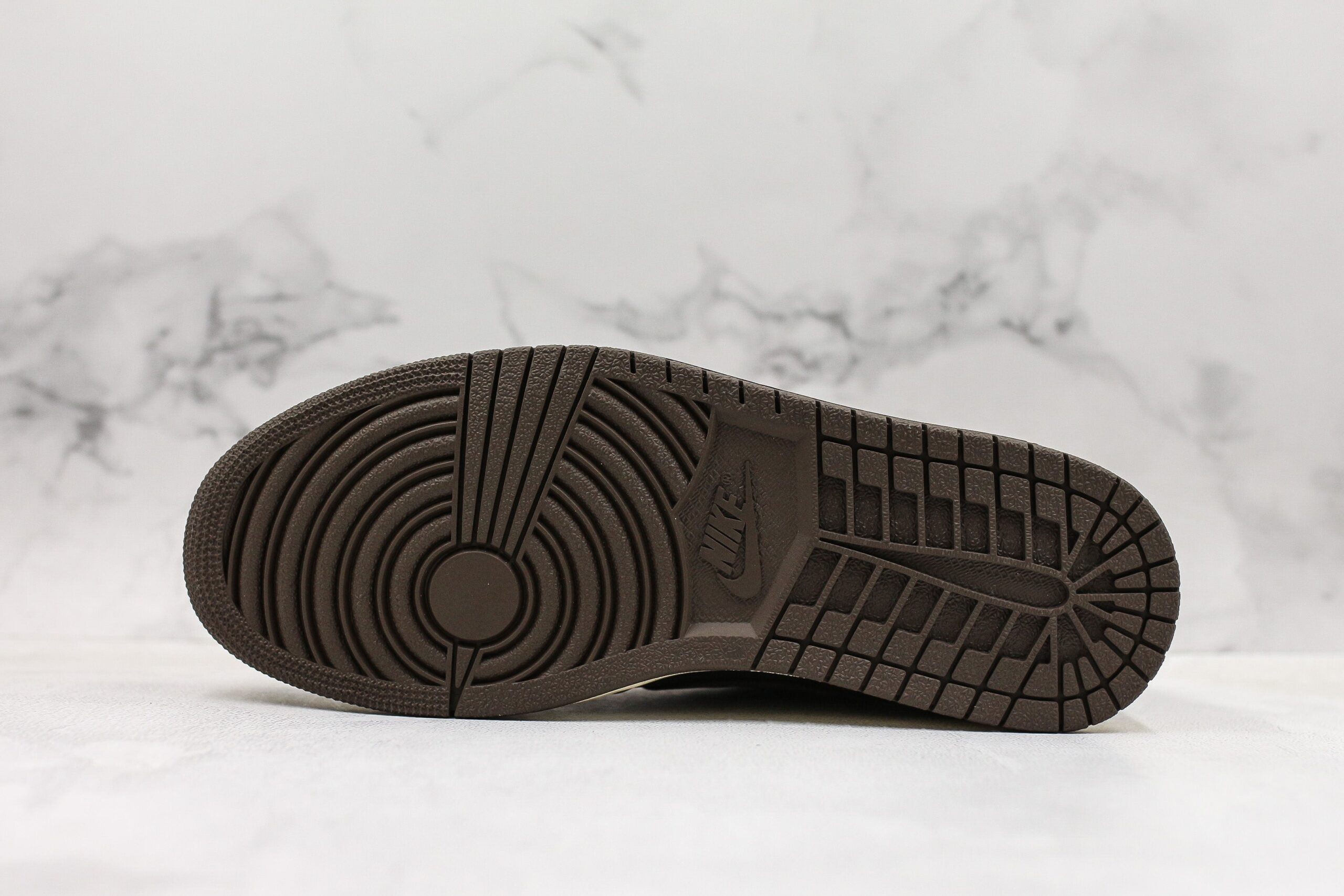 Jordan 1 Retro Low OG SP Travis Scott - Imagem 10