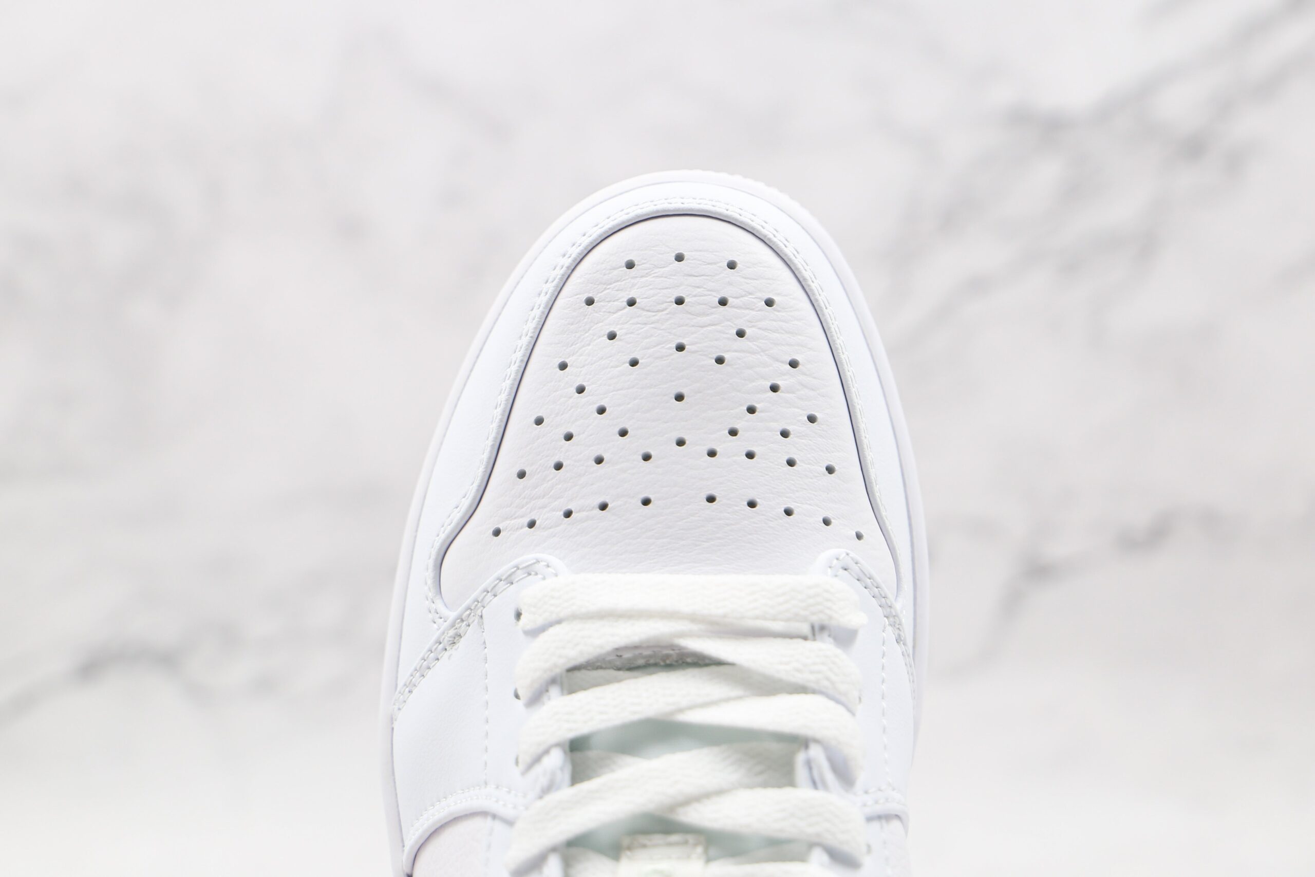 Jordan 1 Low Triple White - Imagem 3