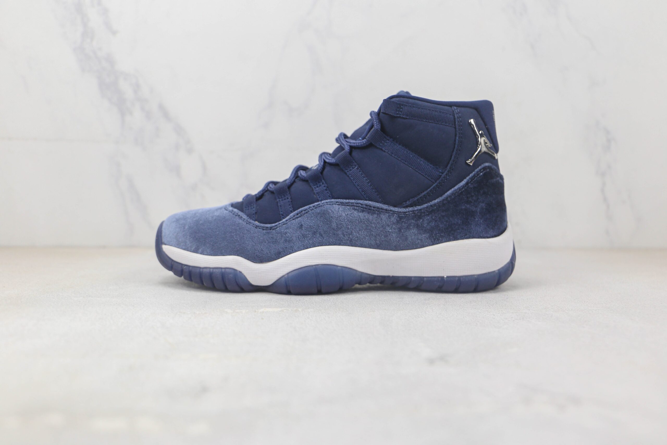 Jordan 11 Retro Midnight Navy - Imagem 2