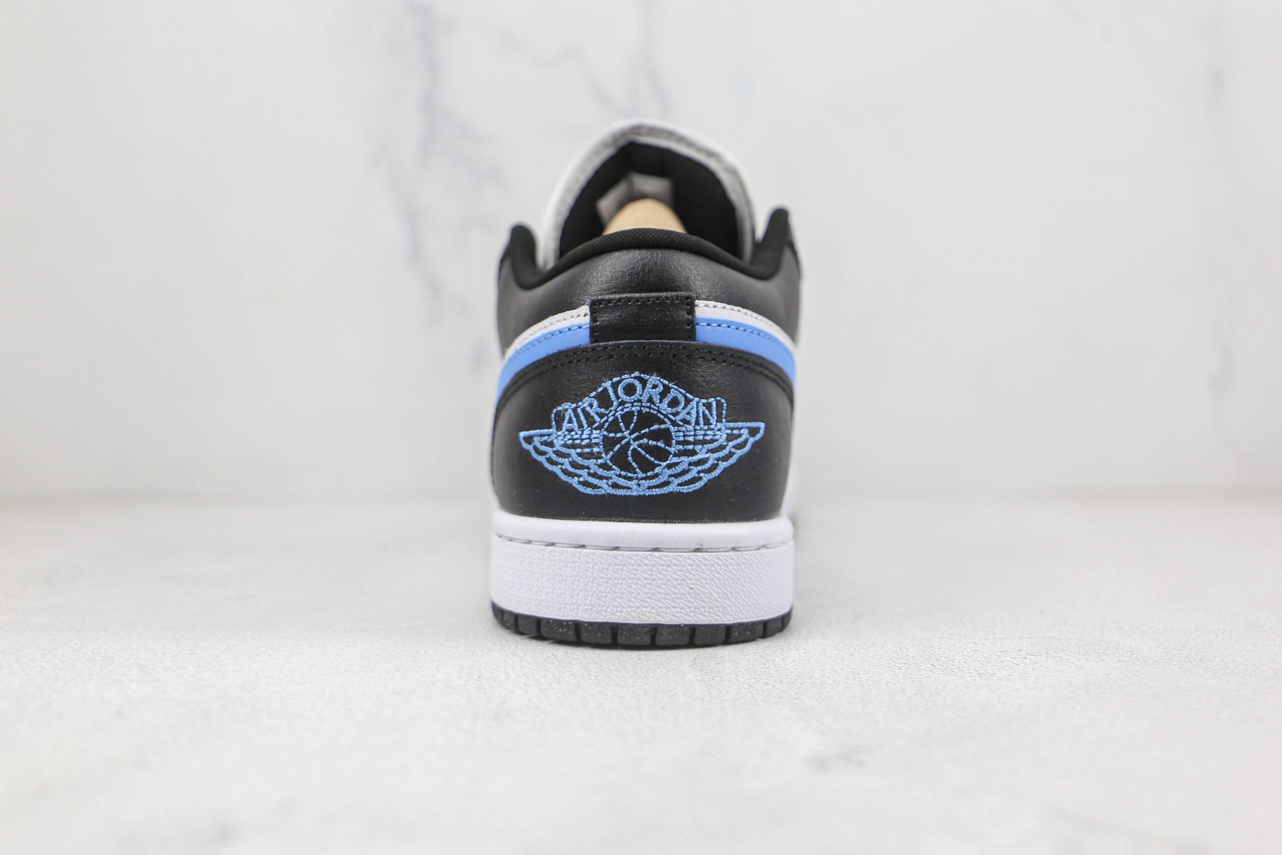 Jordan 1 Low Black University Blue White - Imagem 4