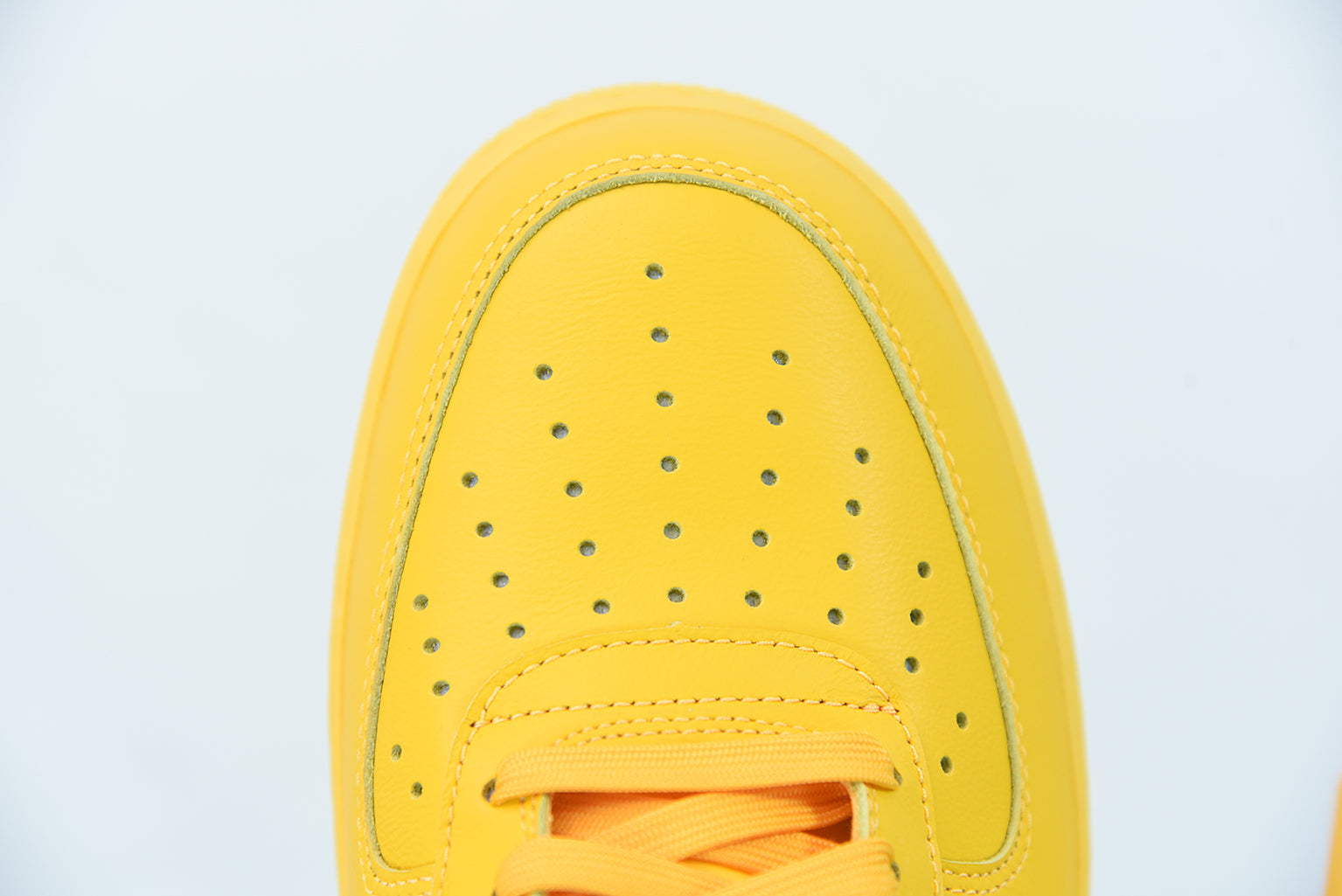 Nike Air force 1 Low Off White University Gold Metallic Silver - Imagem 3