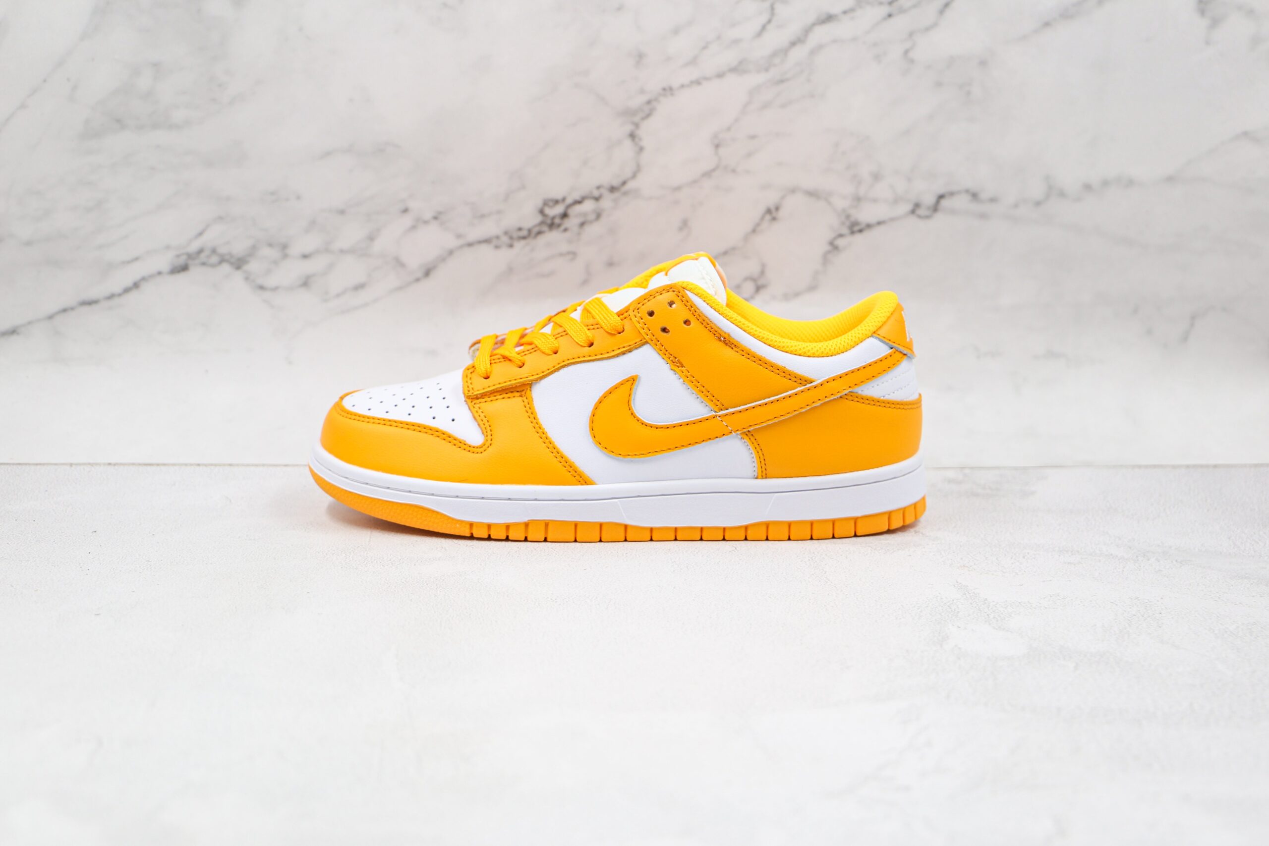 Nike Dunk Low Laser Orange - Imagem 2