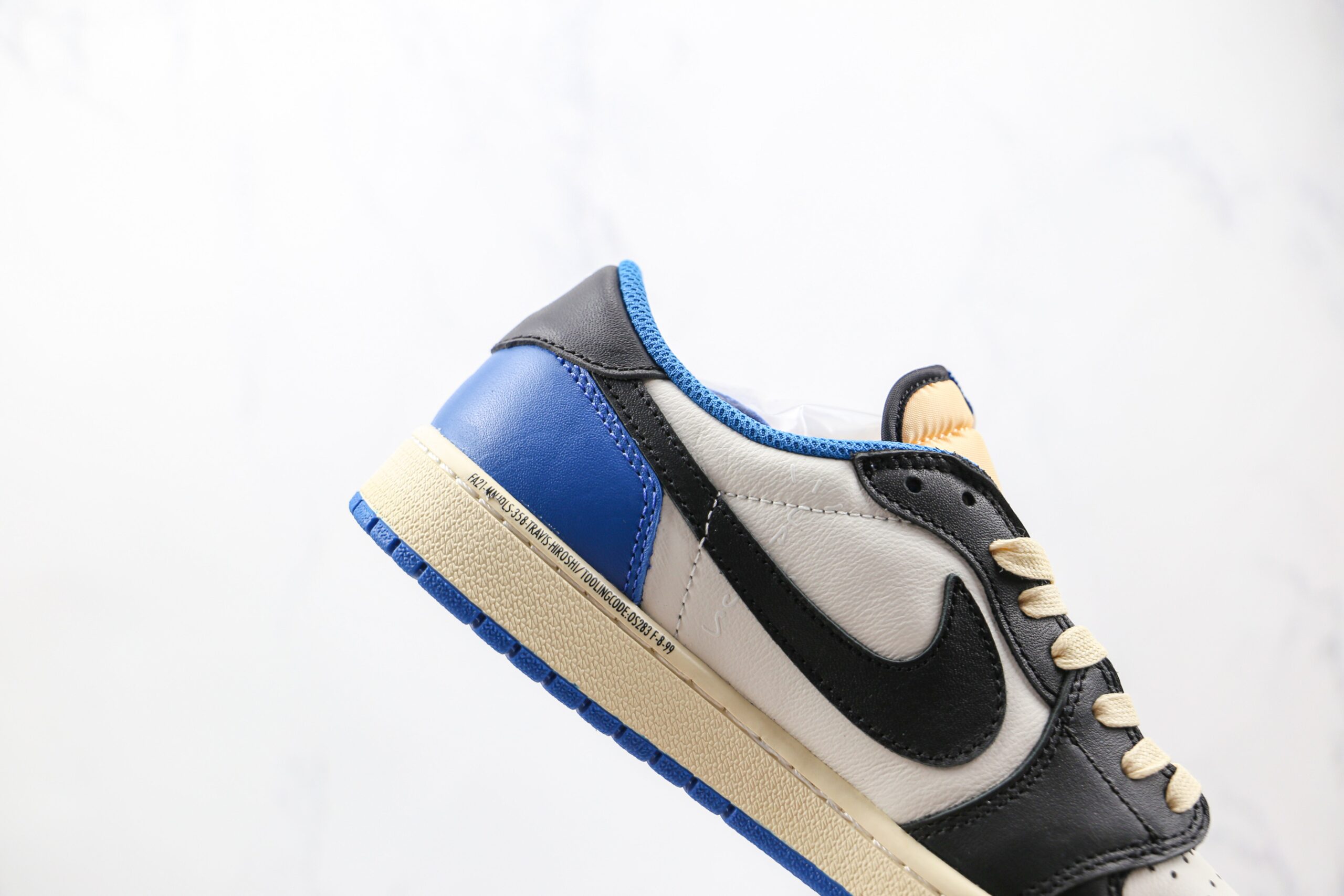 Jordan 1 Low Fragment x Travis Scott - Imagem 6