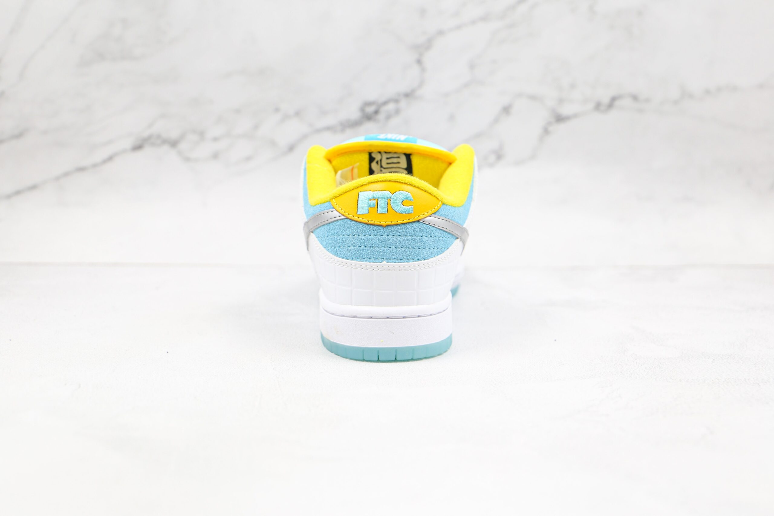 Nike SB Dunk Low Pro FTC Lagoon Pulse - Imagem 5