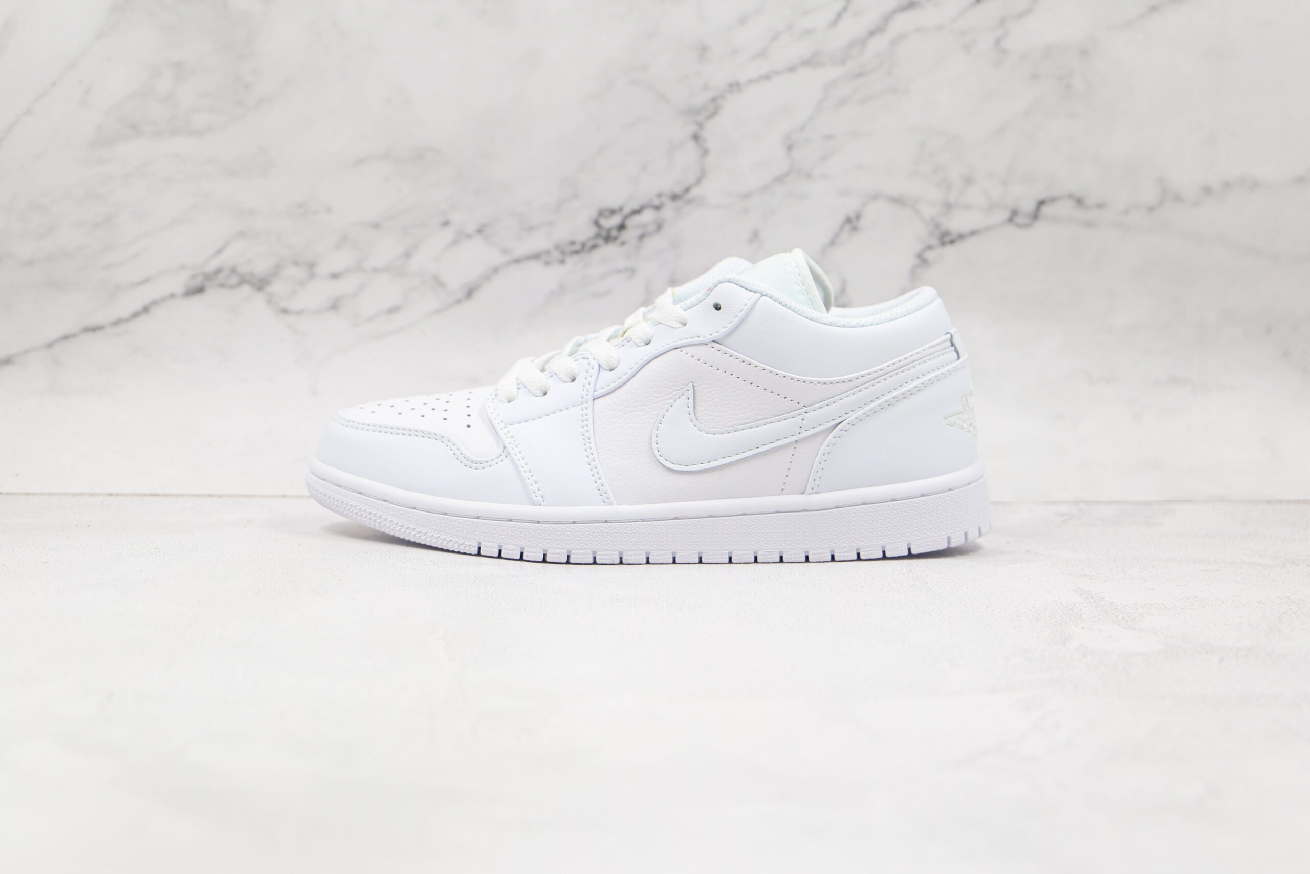 Jordan 1 Low Triple White - Imagem 2