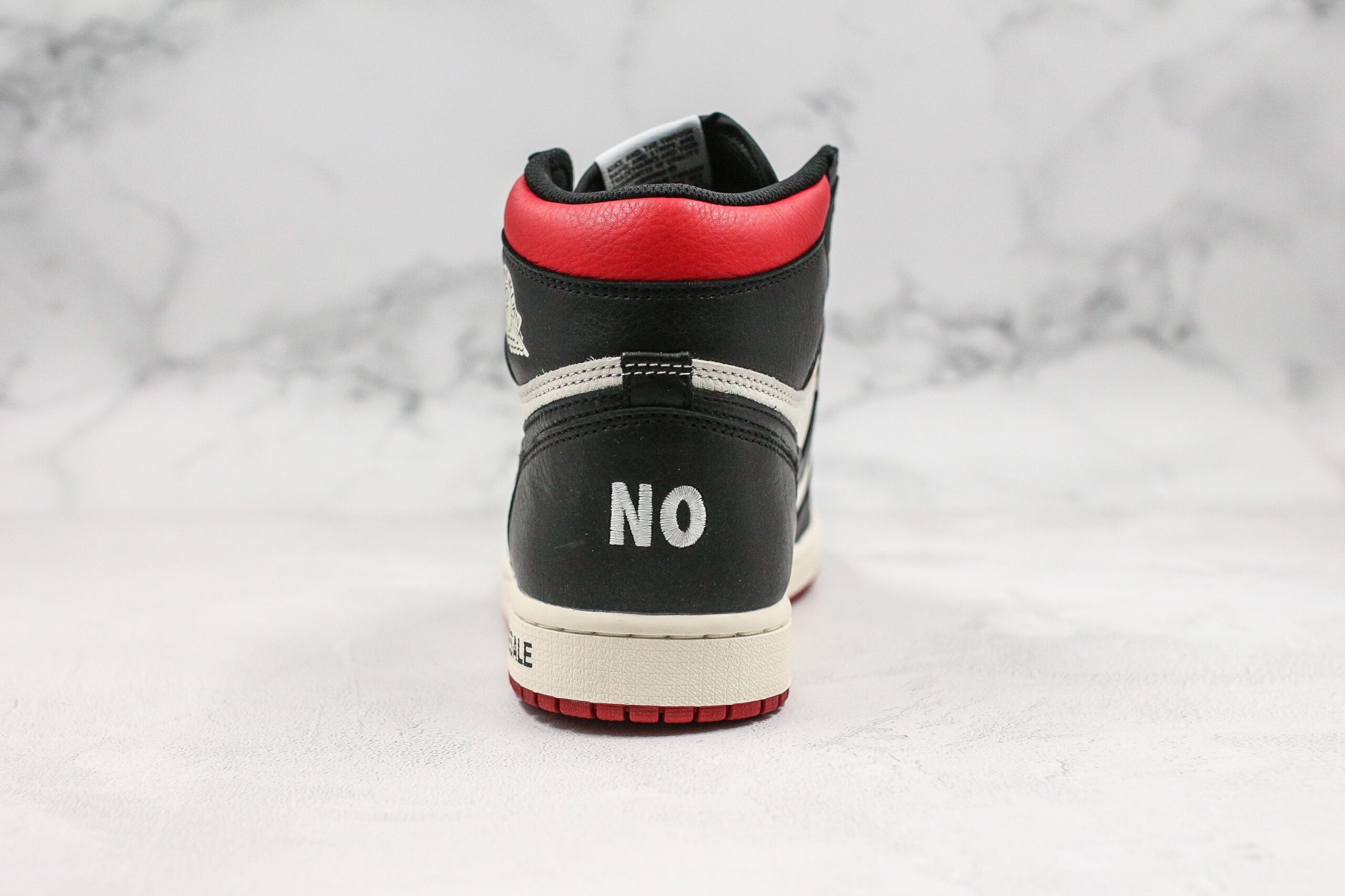 Jordan 1 Retro High "Not for Resale" Varsity Red - Imagem 9
