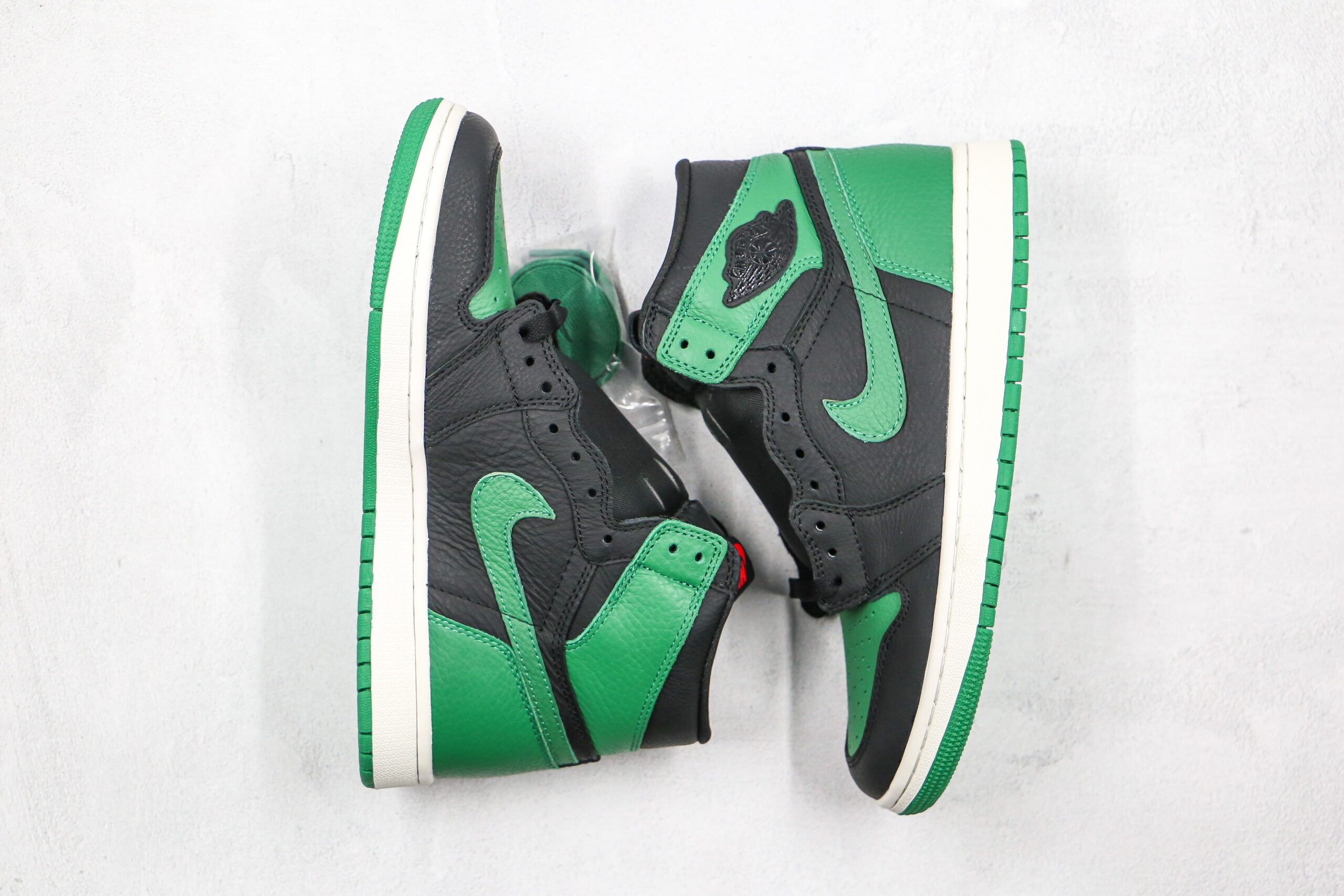 Jordan 1 Retro High Pine Green Black - Imagem 3