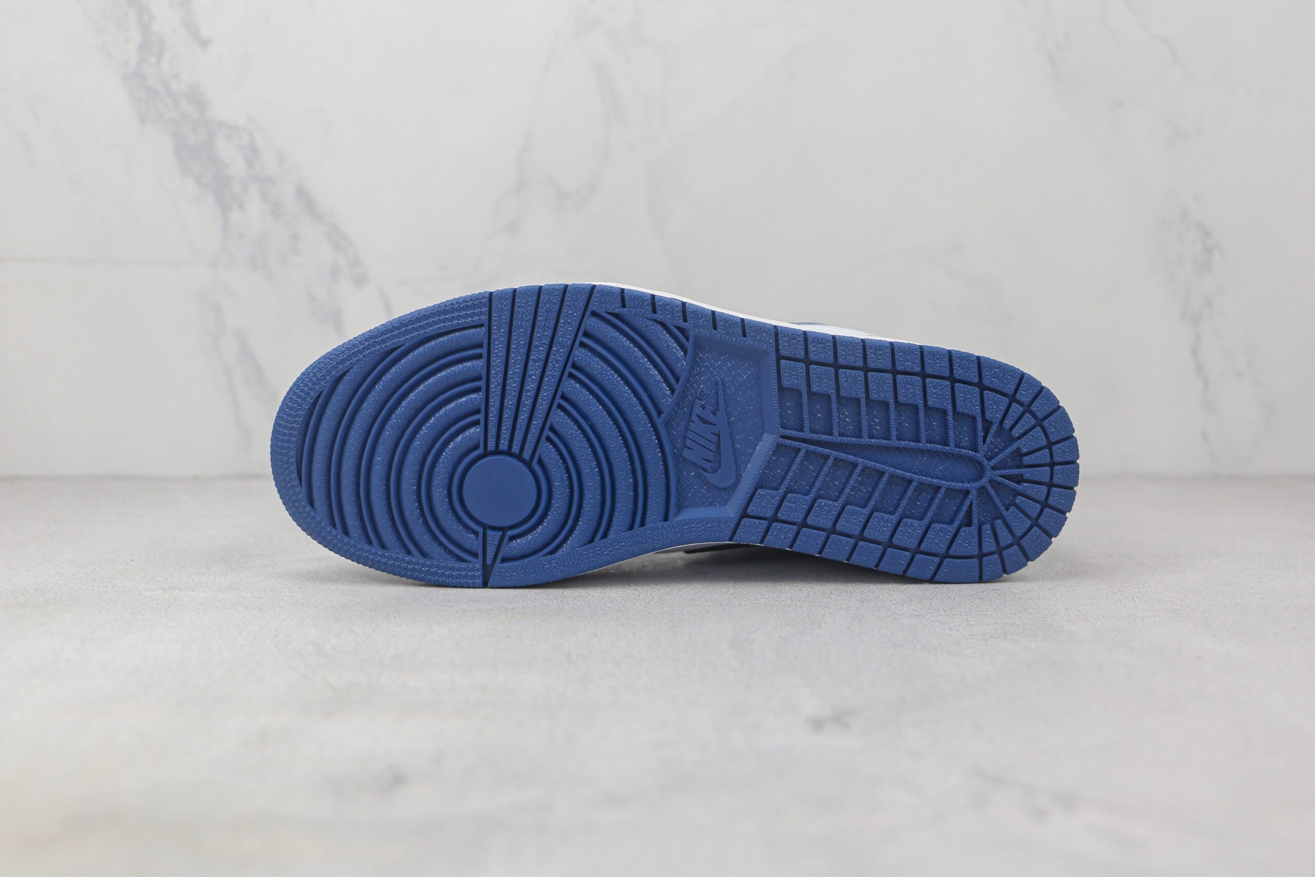 Jordan 1 Low SE True Blue - Imagem 4