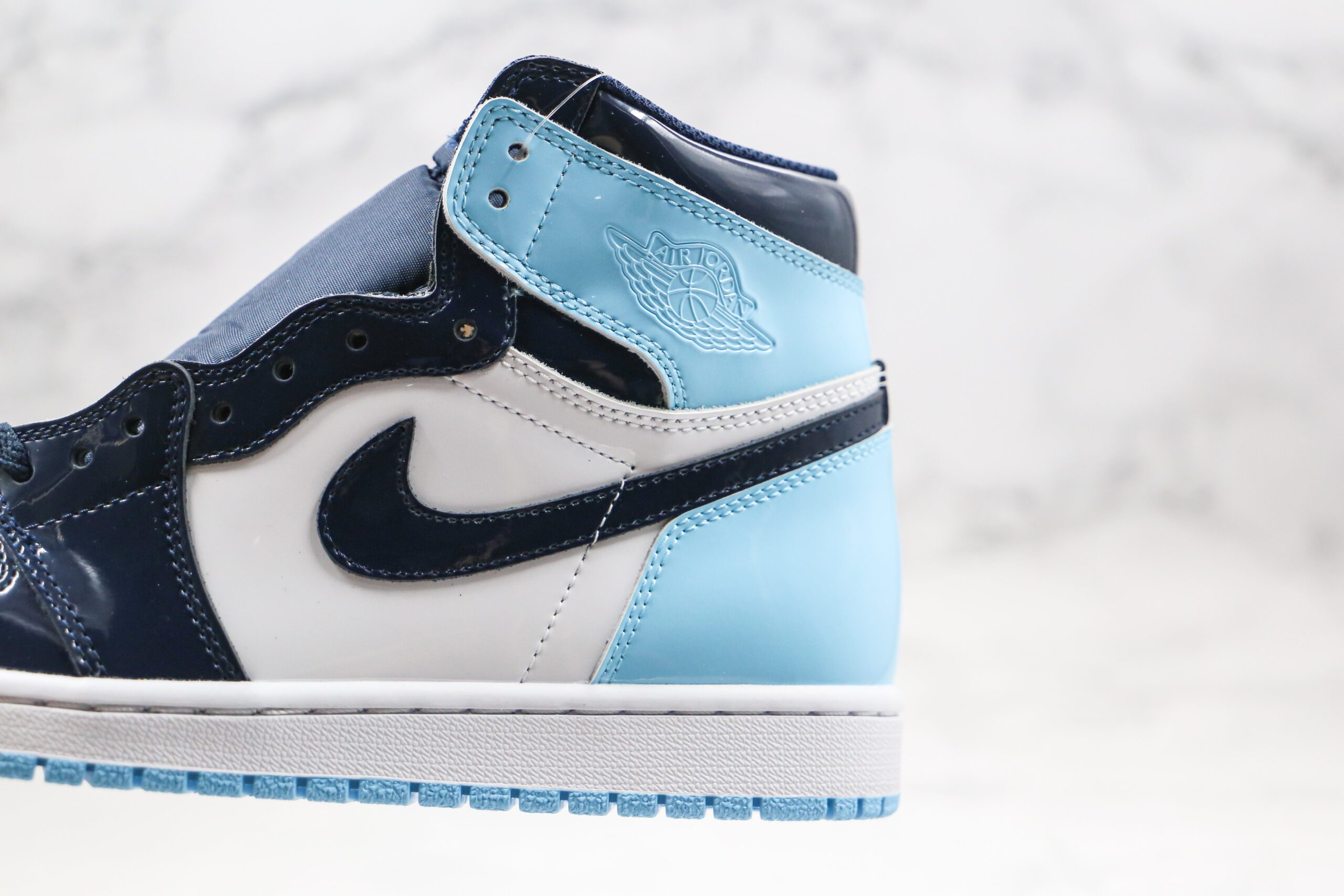 Jordan 1 Retro High UNC Patent - Imagem 3