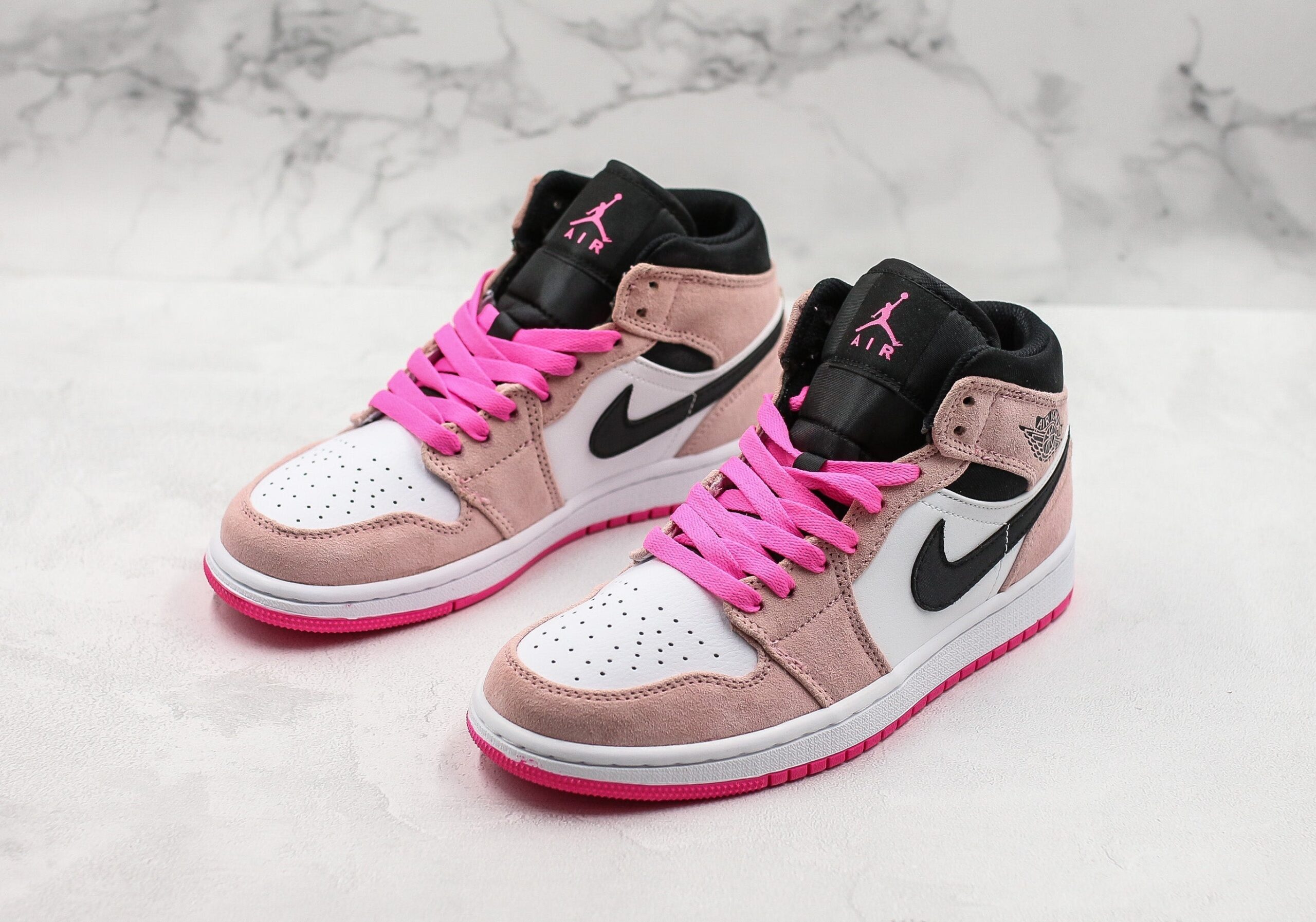 Jordan 1 Mid Crimson Tint - Imagem 3