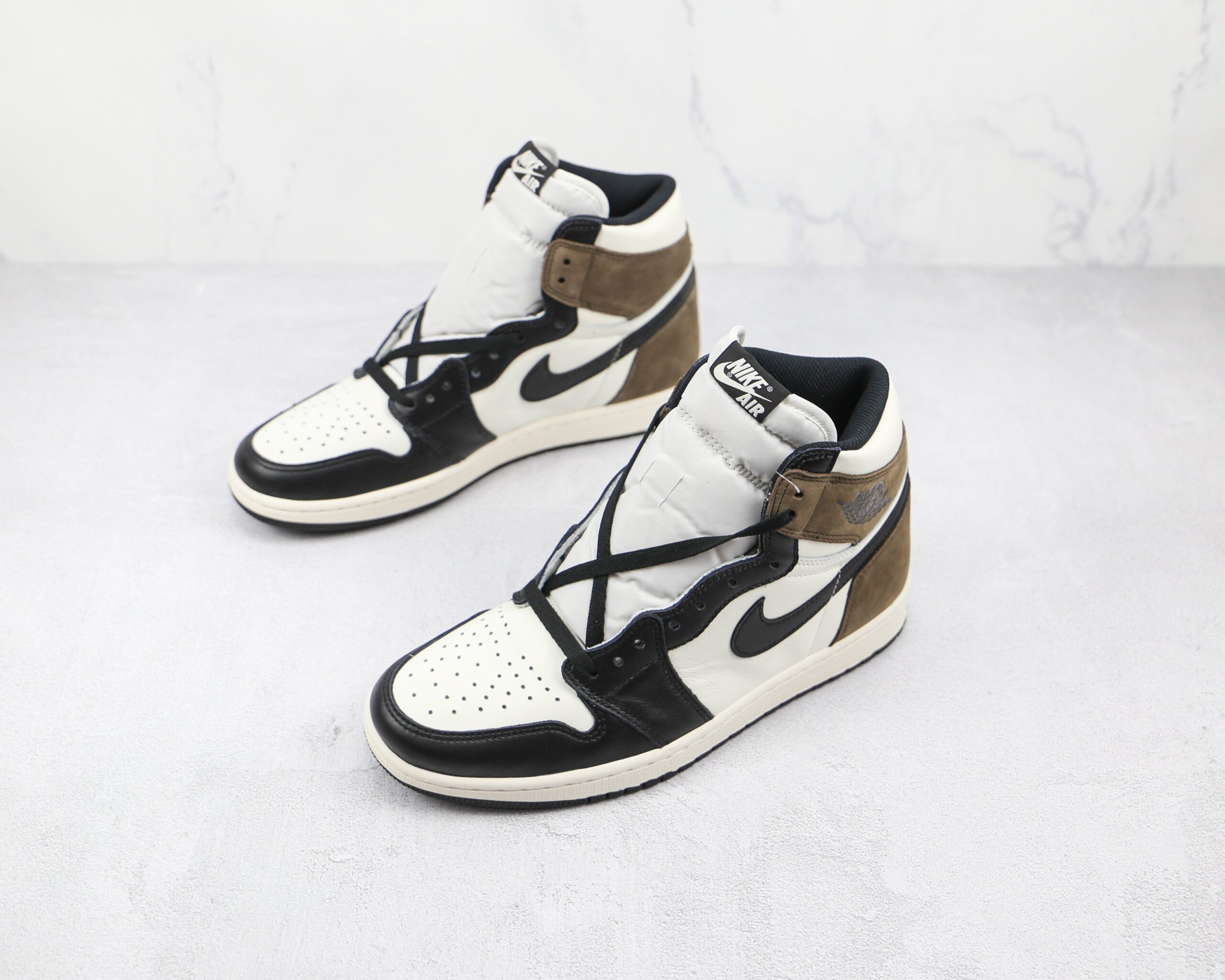 Jordan 1 Retro High Dark Mocha - Imagem 4