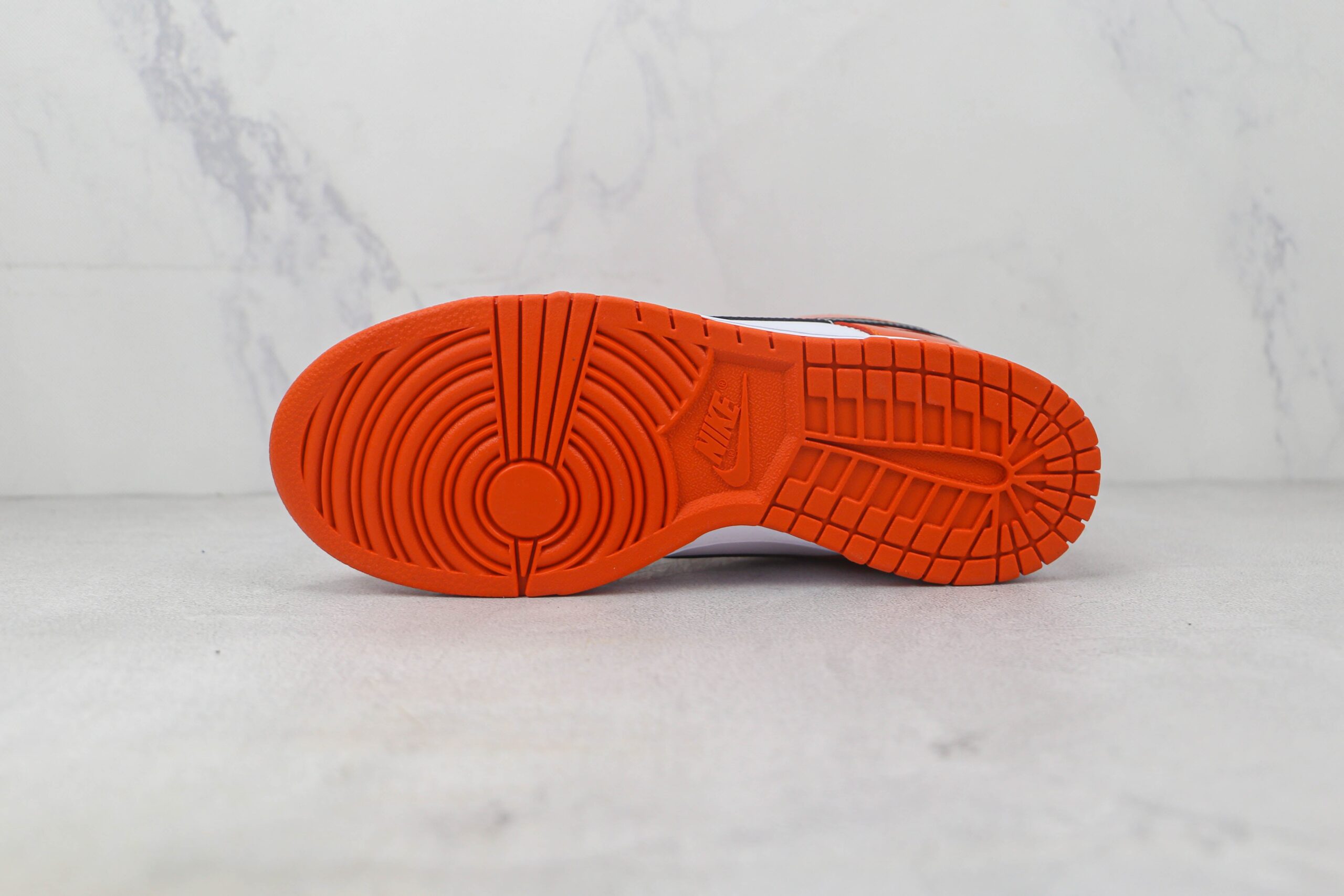 Nike Dunk Low Patent Halloween - Imagem 5