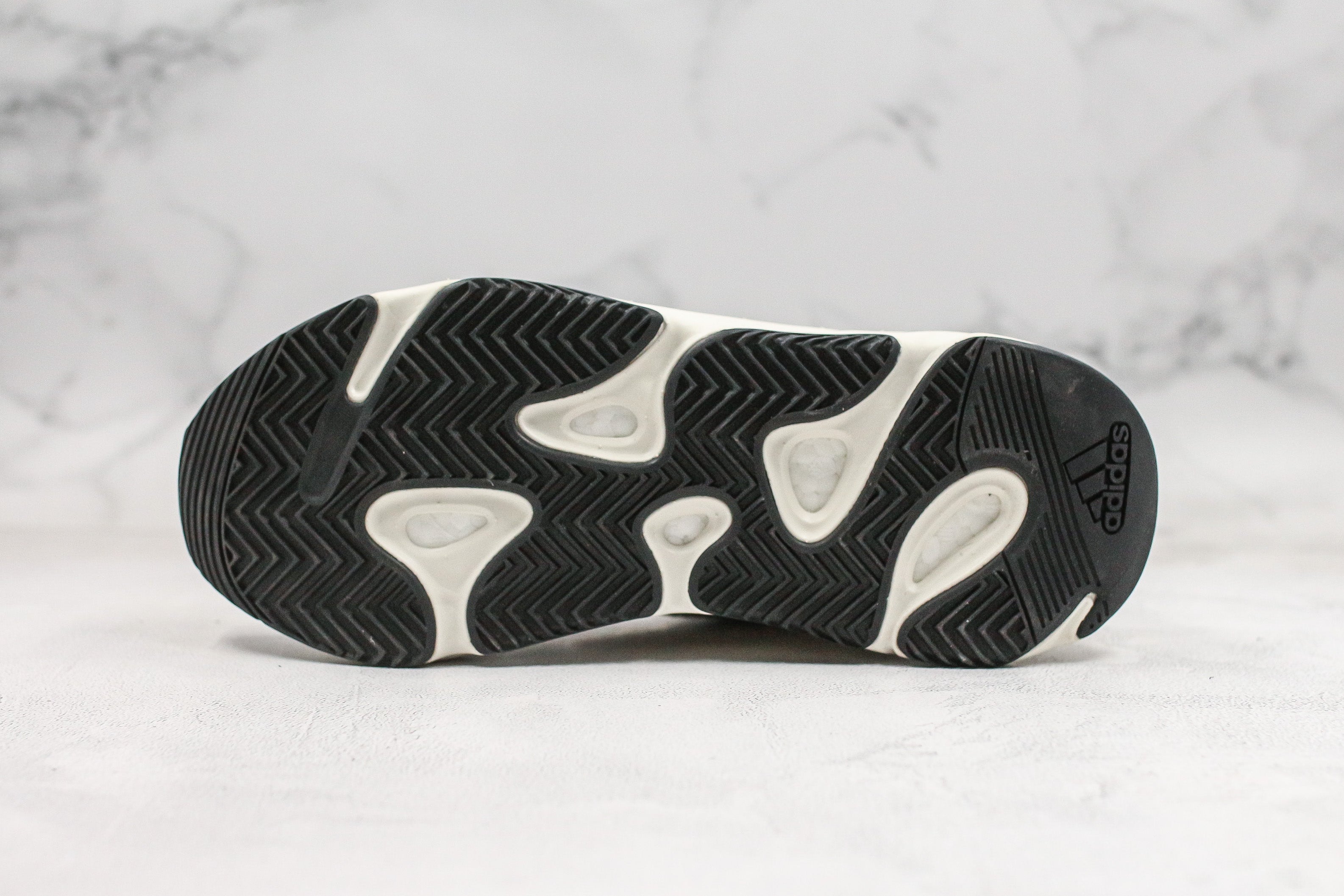 Adidas Yeezy Boost 700 V2 Static - Imagem 6