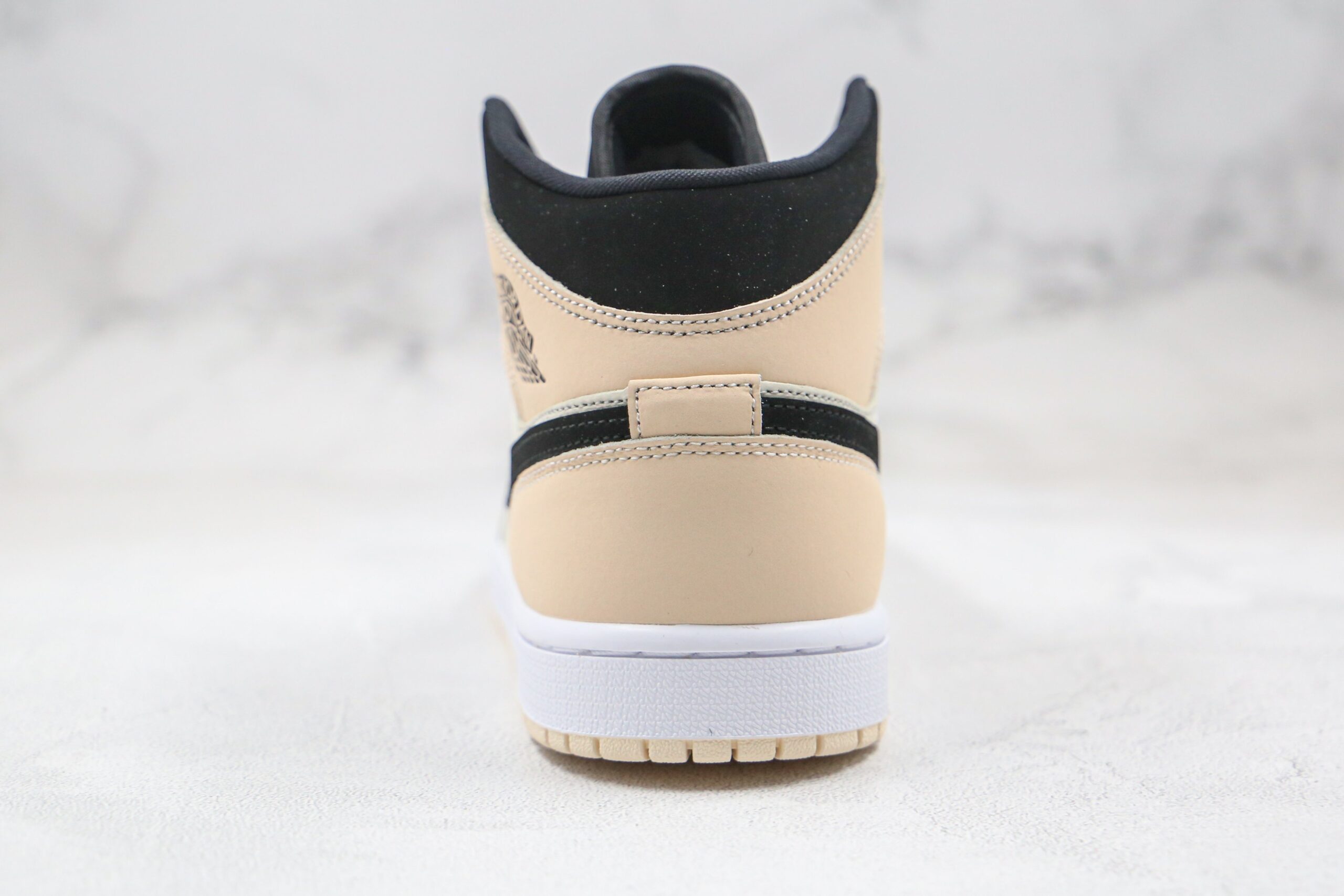 Jordan 1 Mid Barely Orange Light Violet - Imagem 5