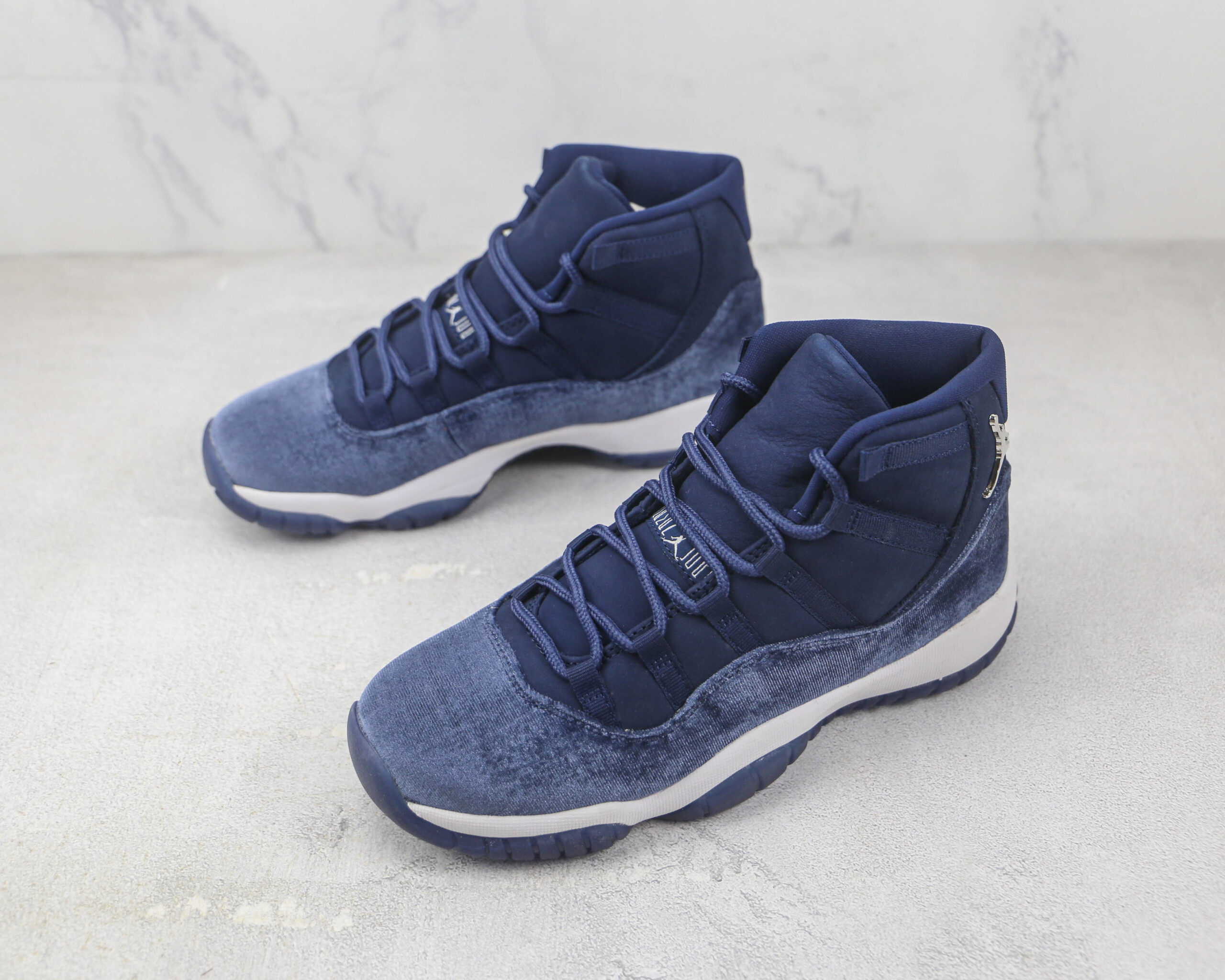 Jordan 11 Retro Midnight Navy - Imagem 5