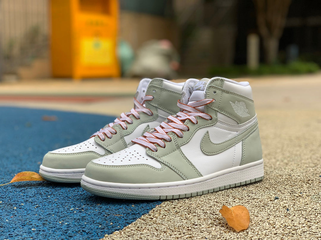 Jordan 1 Retro High OG Seafoam - Imagem 7