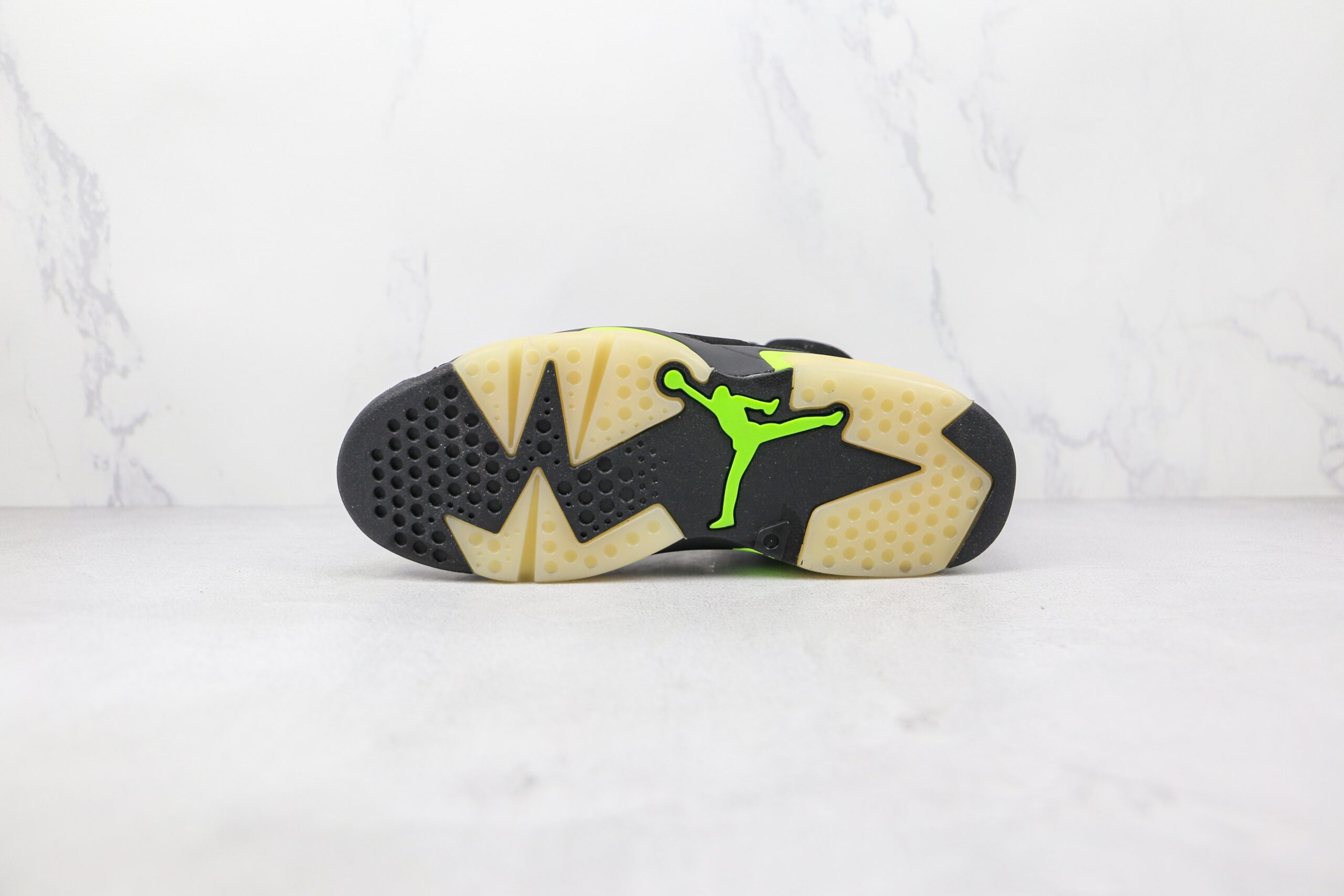 Jordan 6 Retro Electric Green - Imagem 6