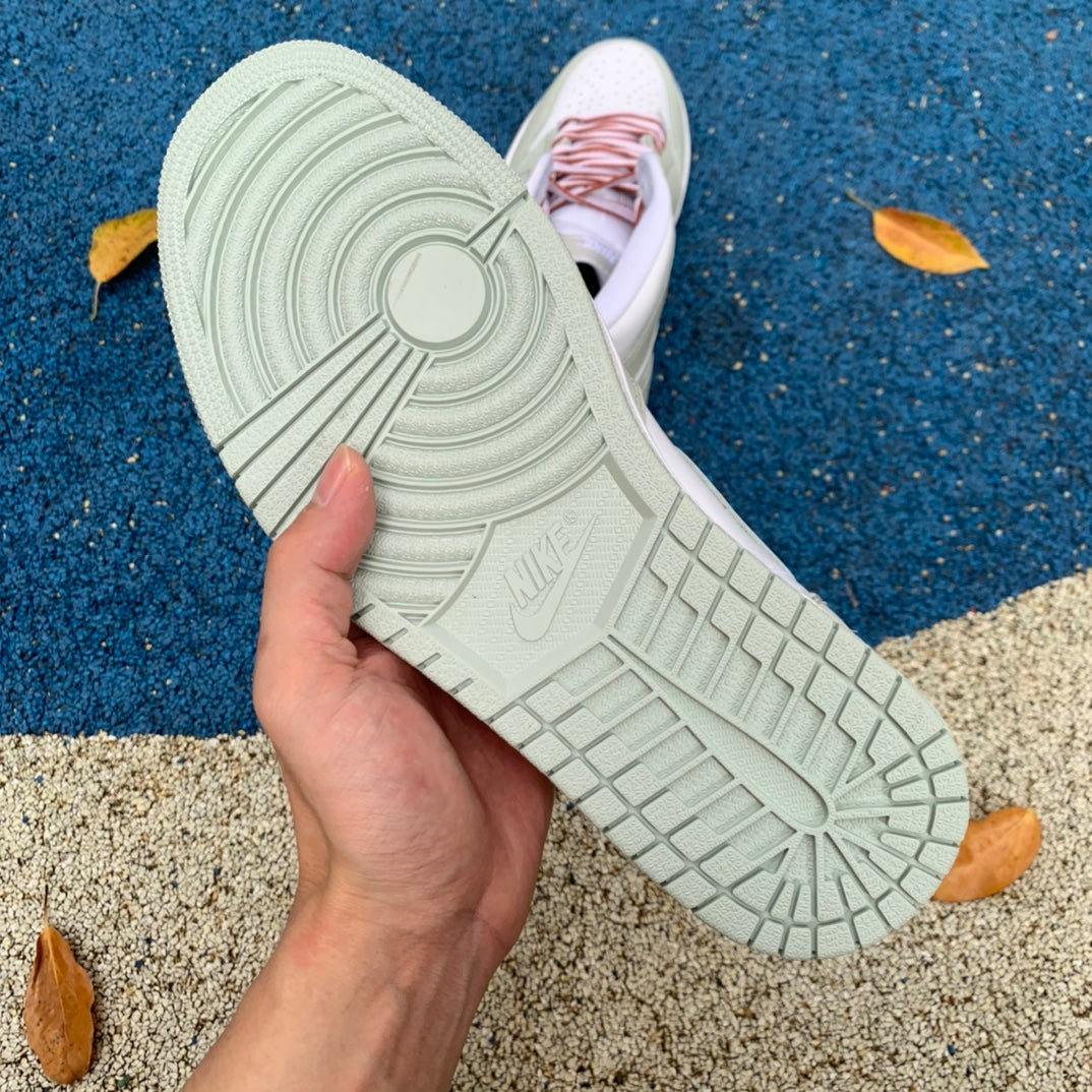 Jordan 1 Retro High OG Seafoam - Imagem 6