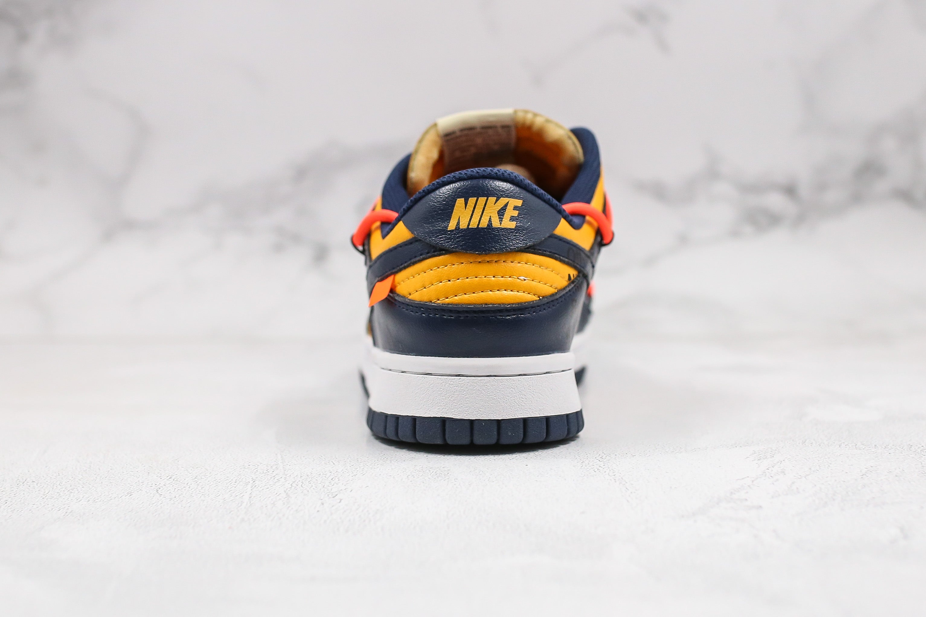 Nike Dunk Low Off White University Gold Mindnight Navy - Imagem 5