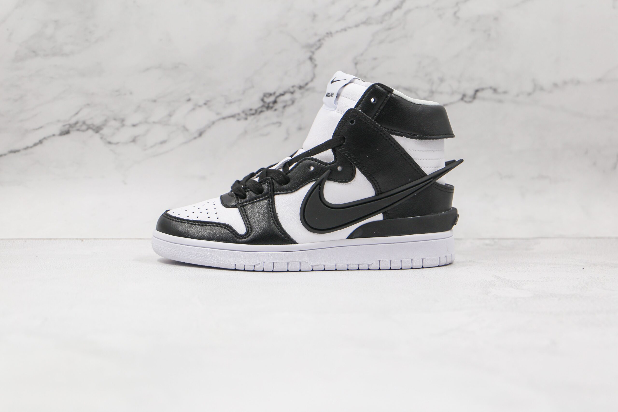Nike Dunk High Ambush Black White - Imagem 2