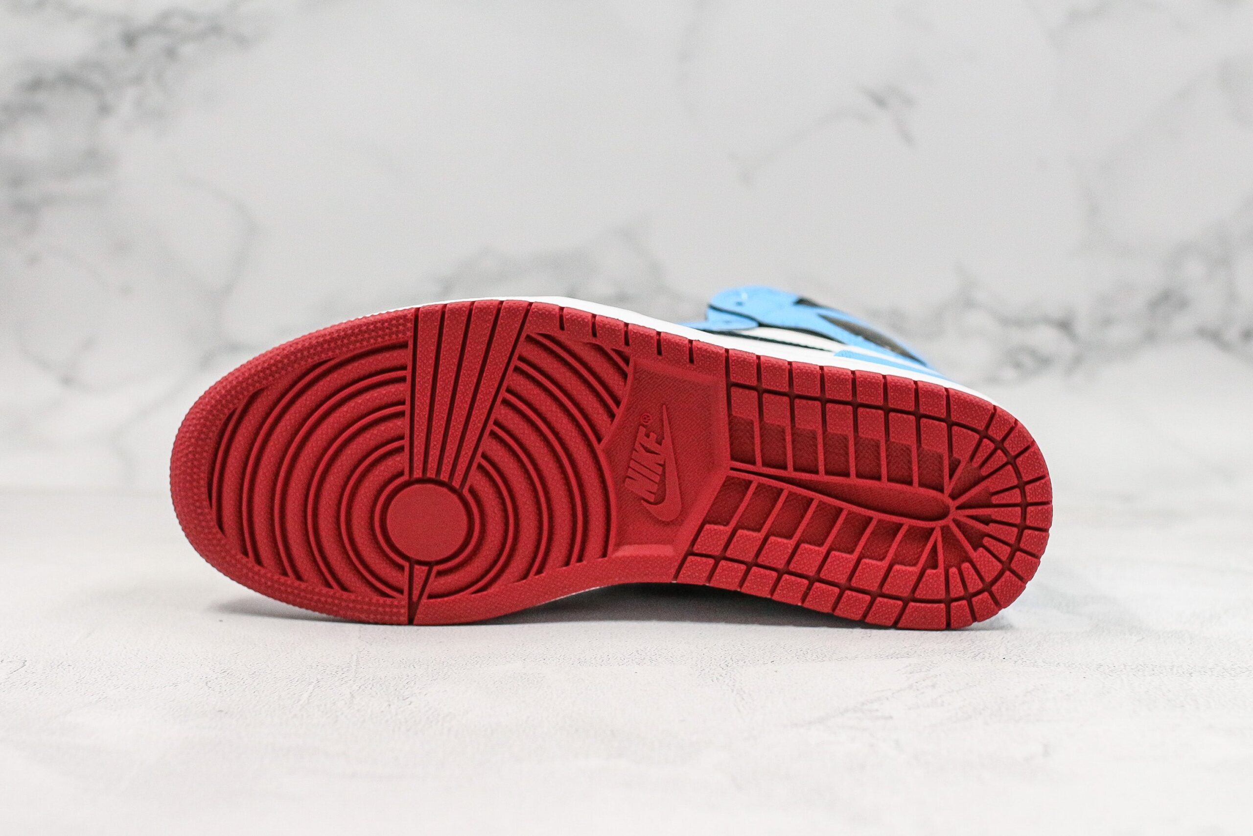 Jordan 1 Retro High Fearless UNC Chicago - Imagem 7