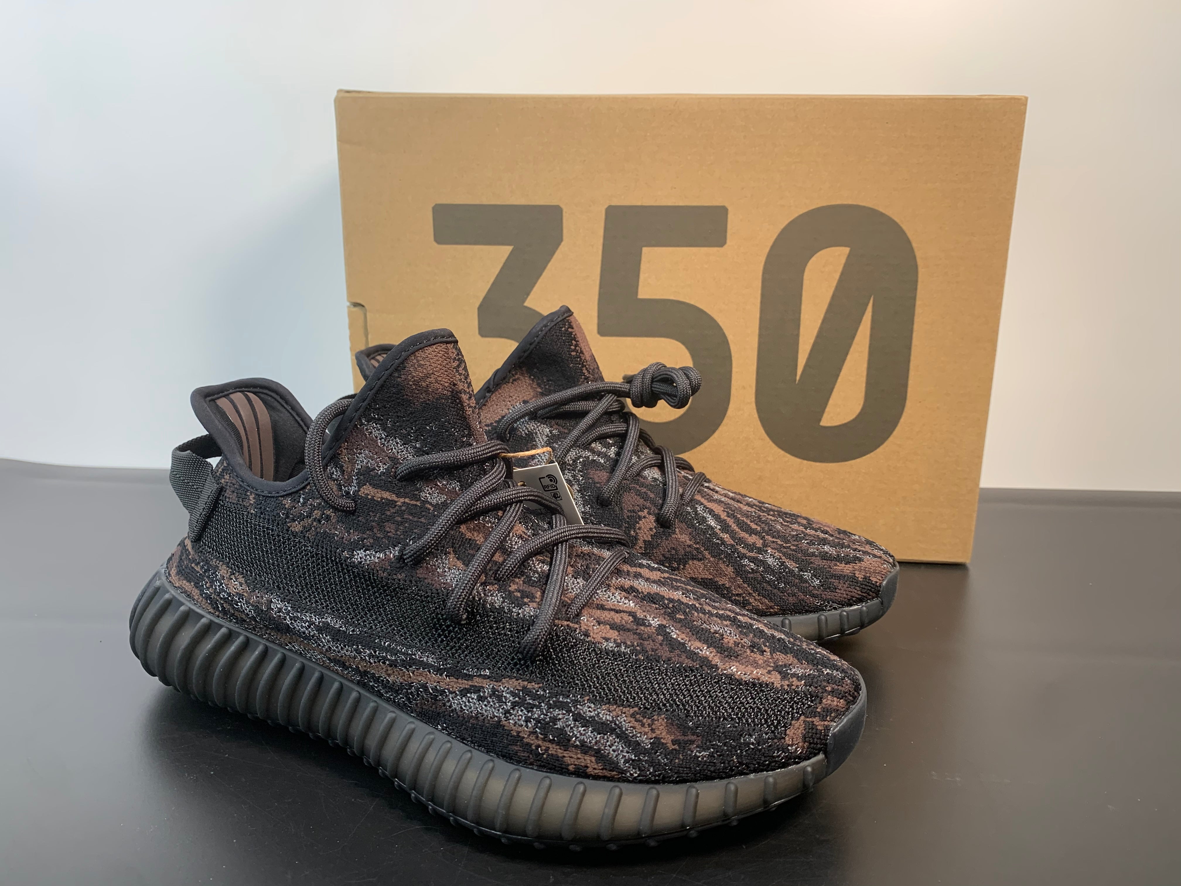 Adidas Yeezy Boost 350 V2 MX Rock - Imagem 5