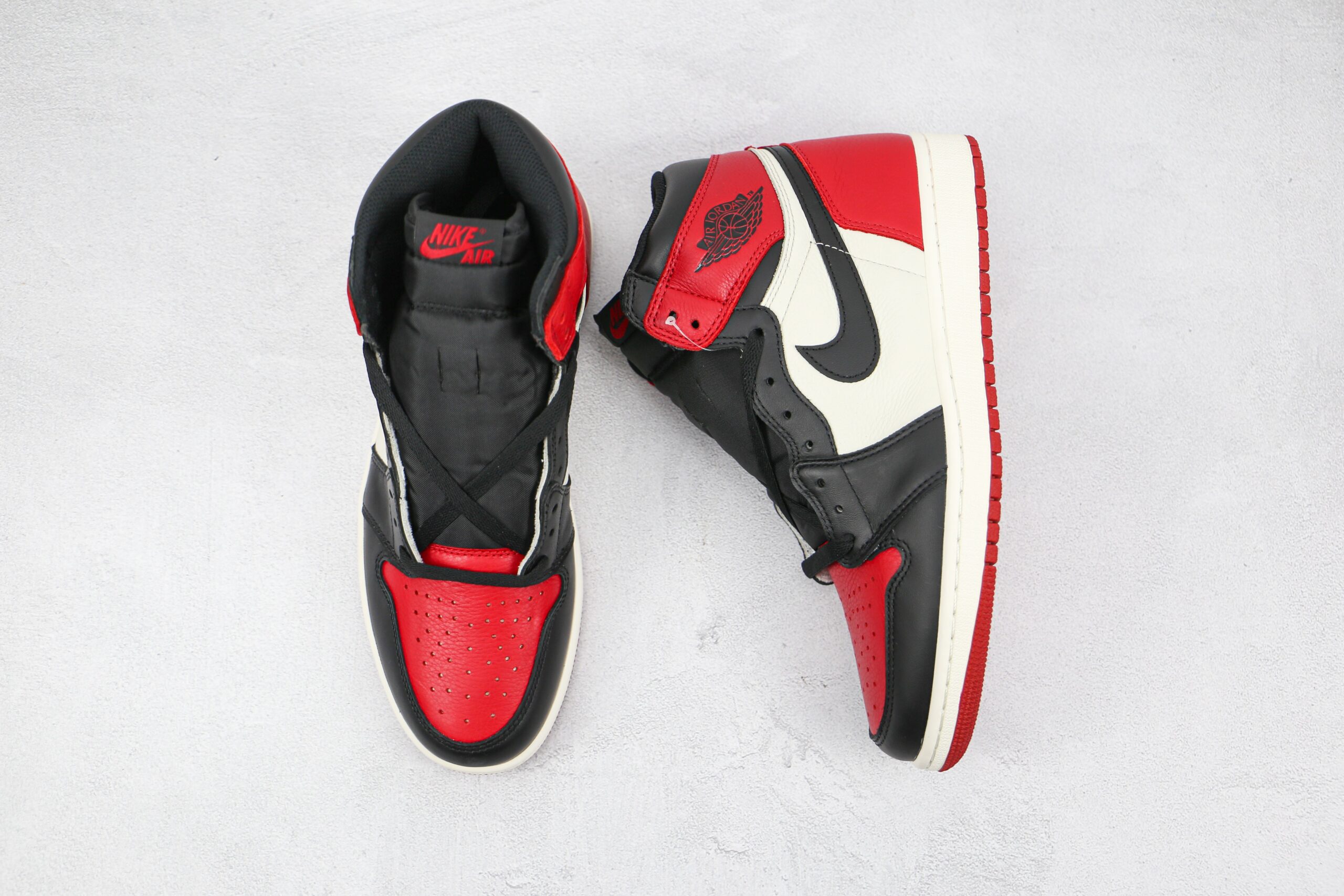 Jordan 1 Retro High Bred Toe - Imagem 12