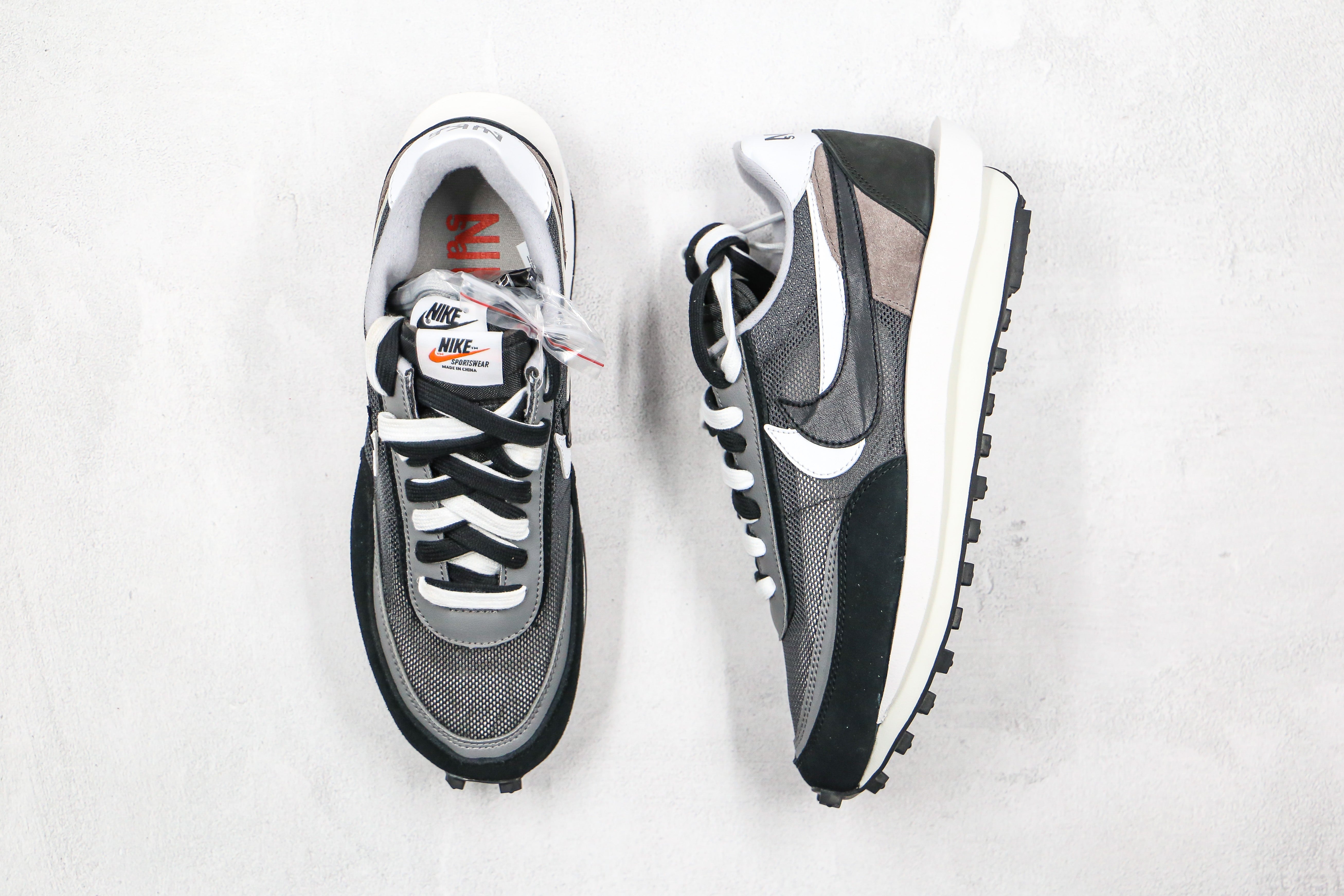 Nike Waffle Sacai Black - Imagem 5