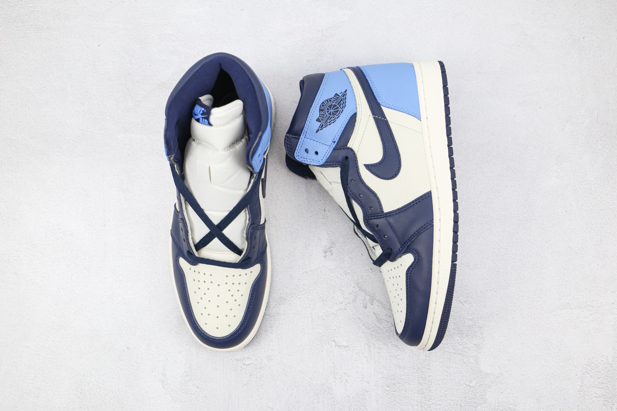 Jordan 1 Retro High Obsidian UNC - Imagem 4