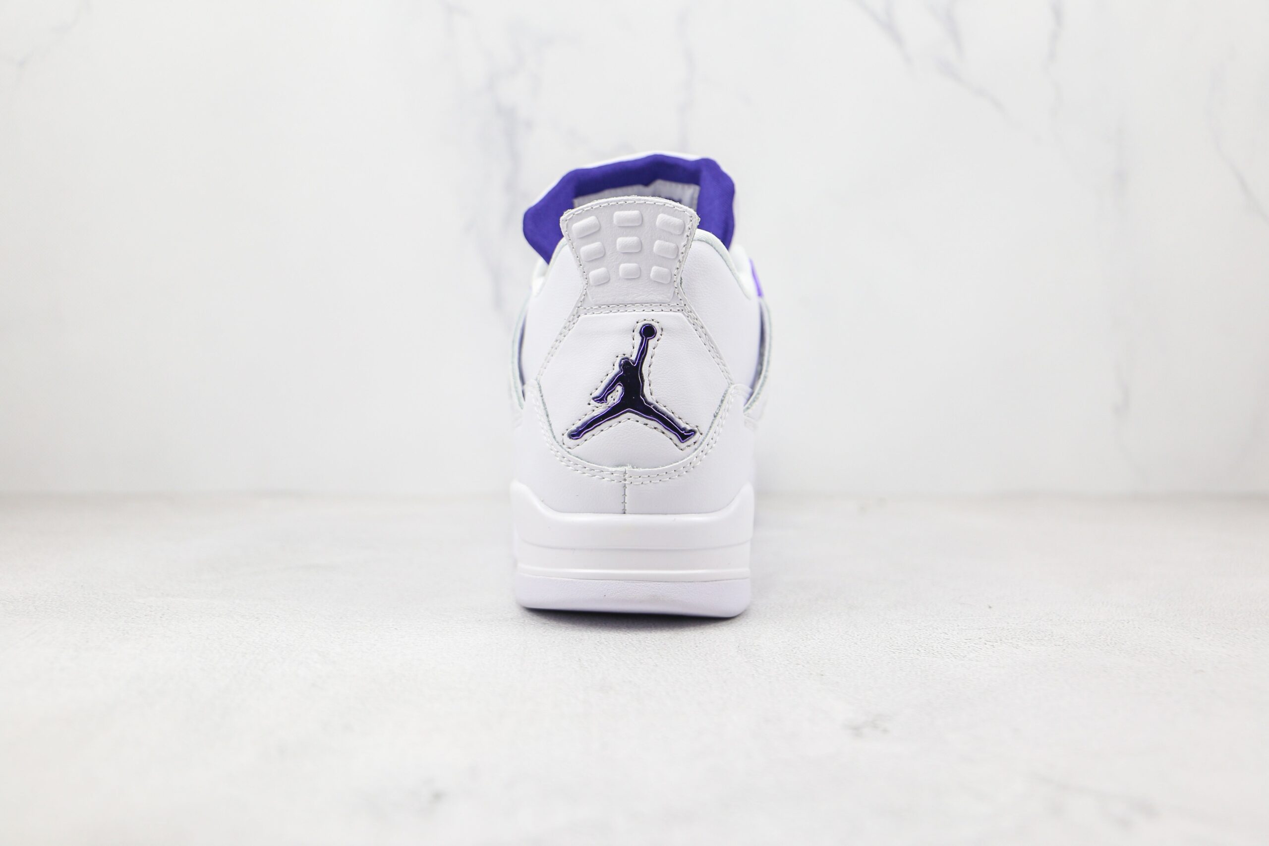 Jordan 4 Retro Metallic Purple - Imagem 4