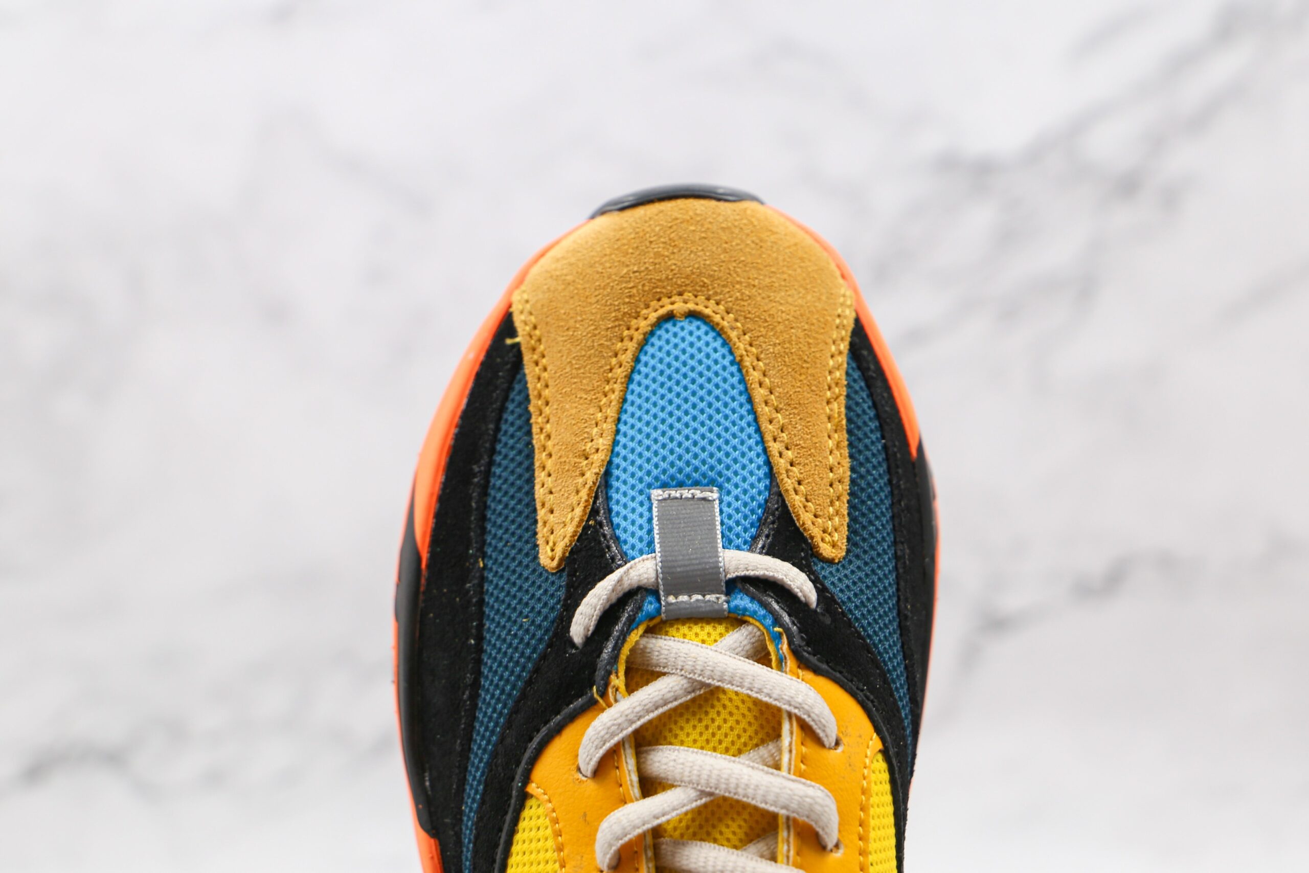 Adidas Yeezy Boost 700 Sun - Imagem 3