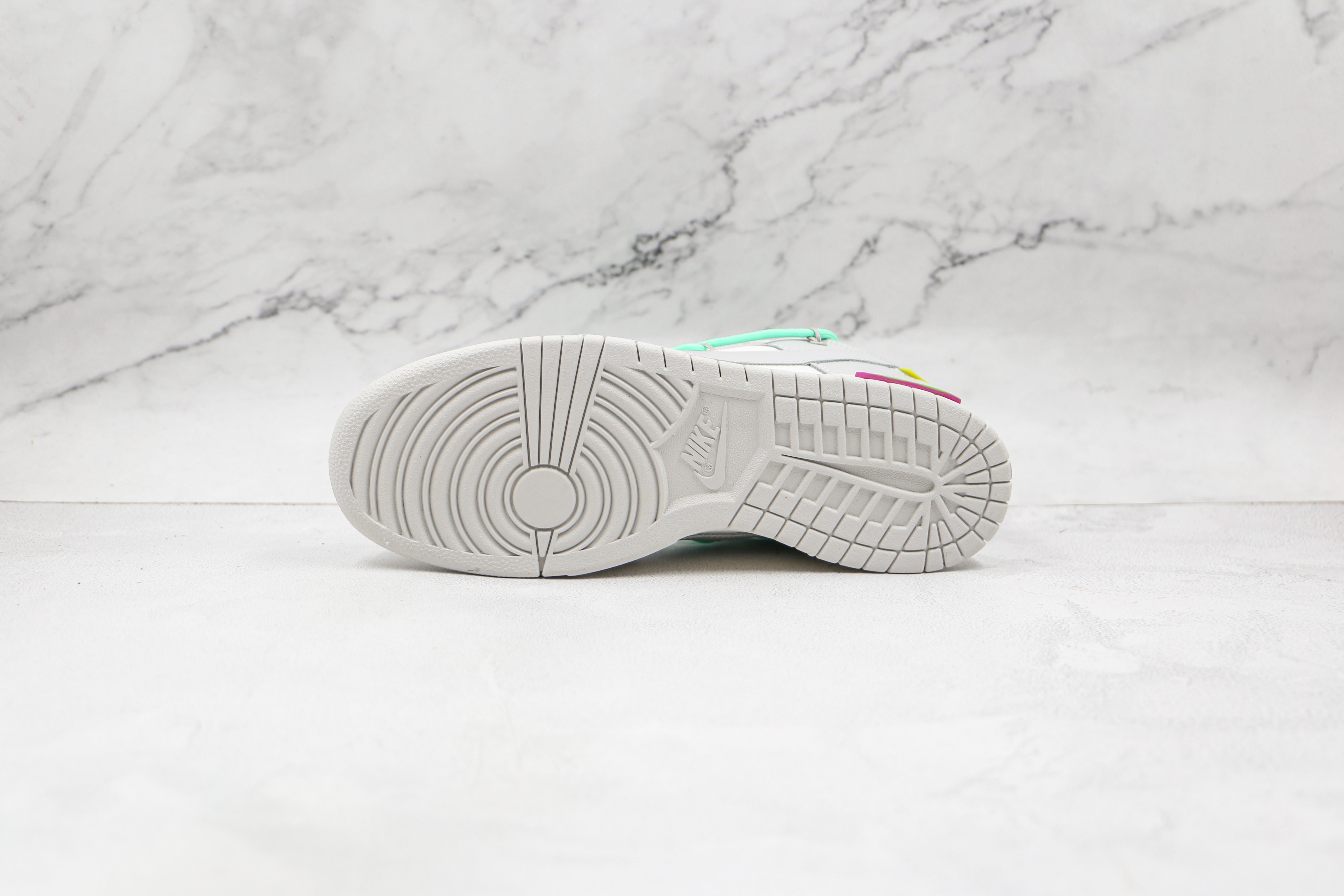 Nike Dunk Low Off White Lot 04:50 - Imagem 6