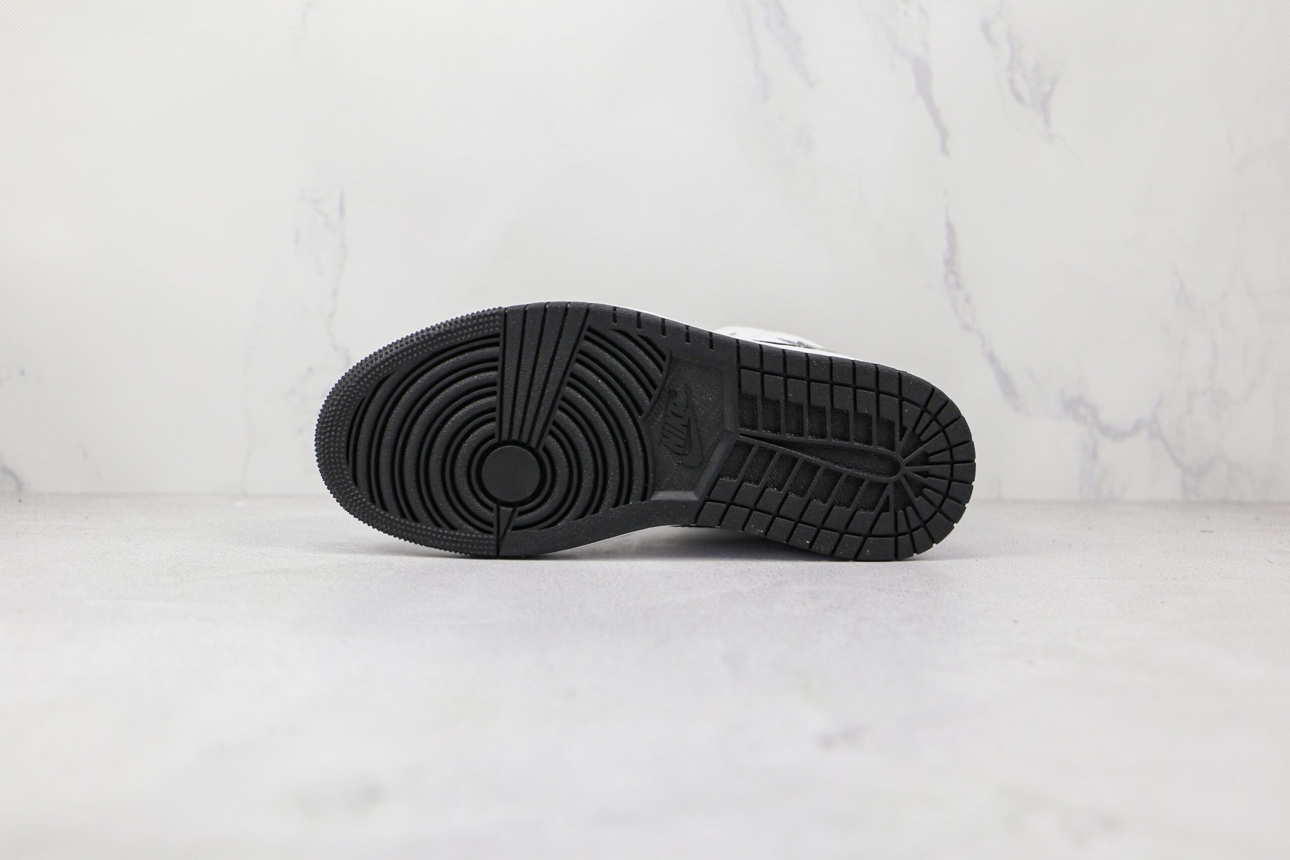 Jordan 1 Mid Light Smoke Grey - Imagem 6