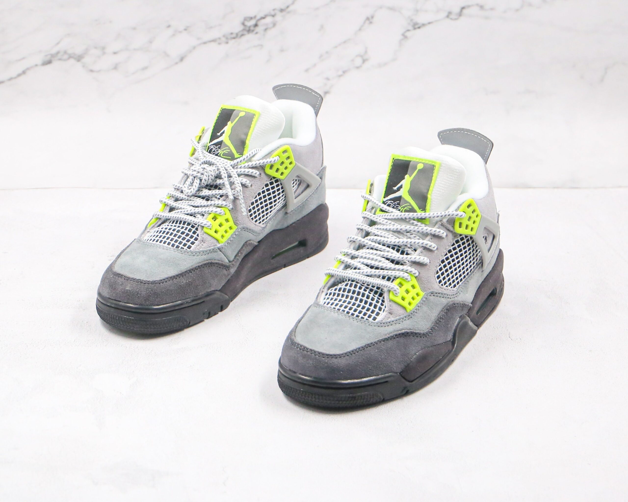 Jordan 4 Retro SE 95 Neon - Imagem 4