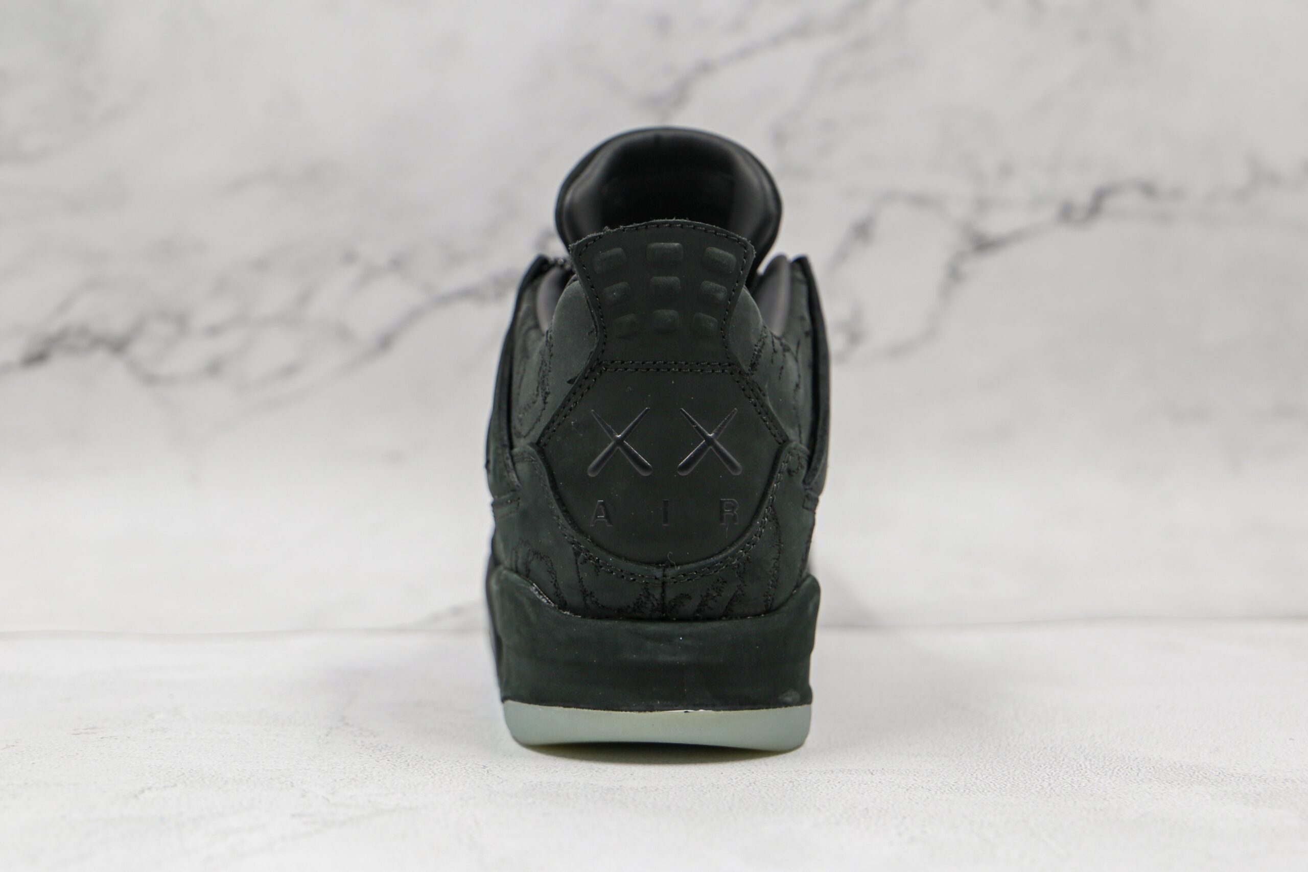 Jordan 4 Retro Kaws Black - Imagem 9