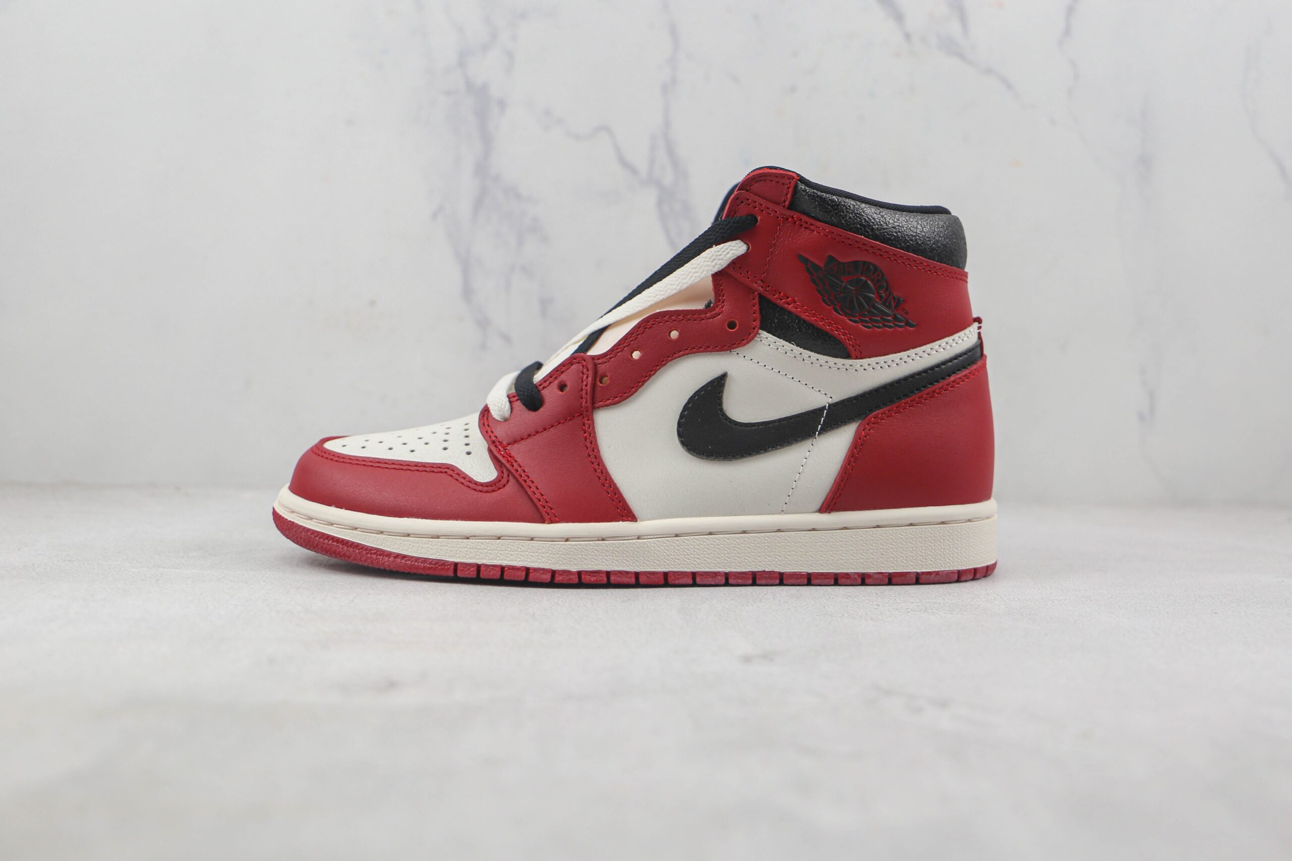 Jordan 1 Retro High Chicago Lost and Found - Imagem 2