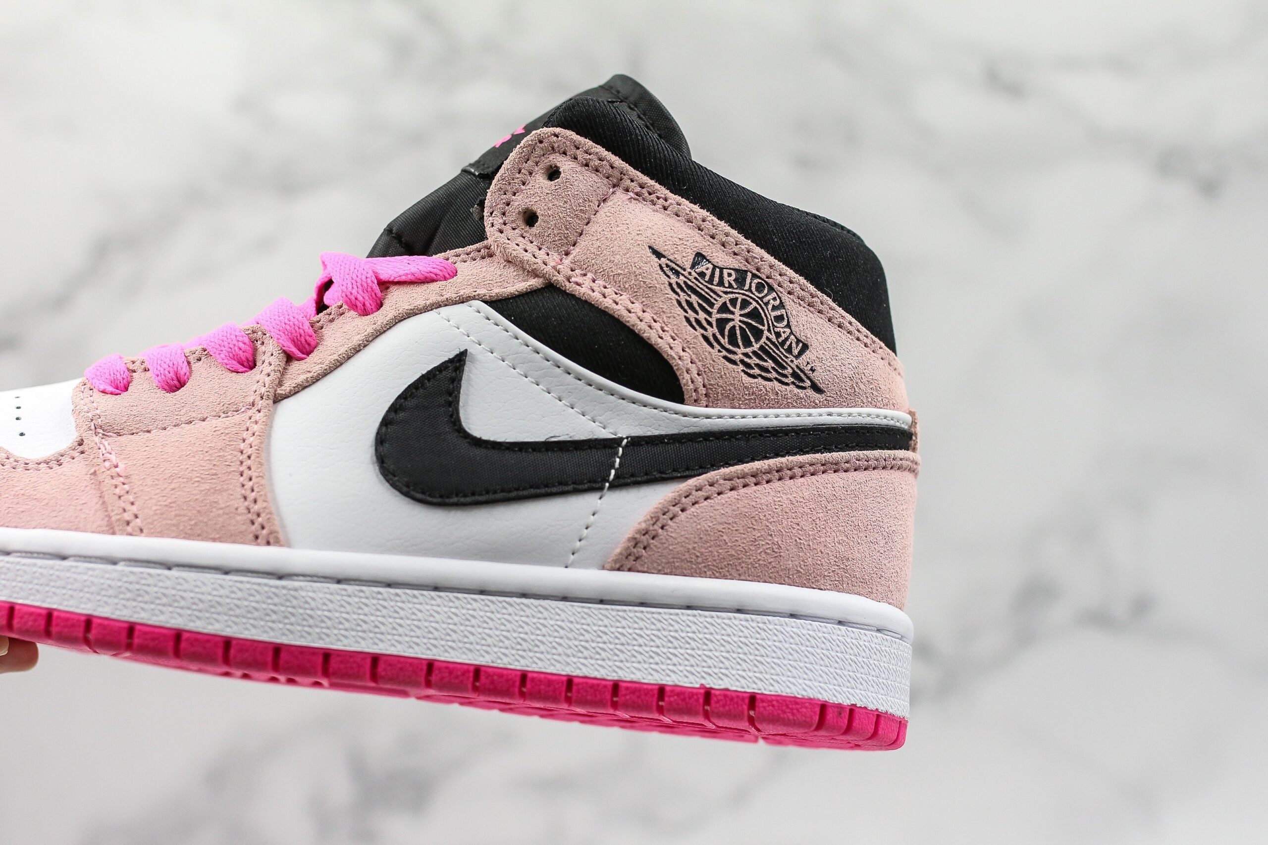 Jordan 1 Mid Crimson Tint - Imagem 6