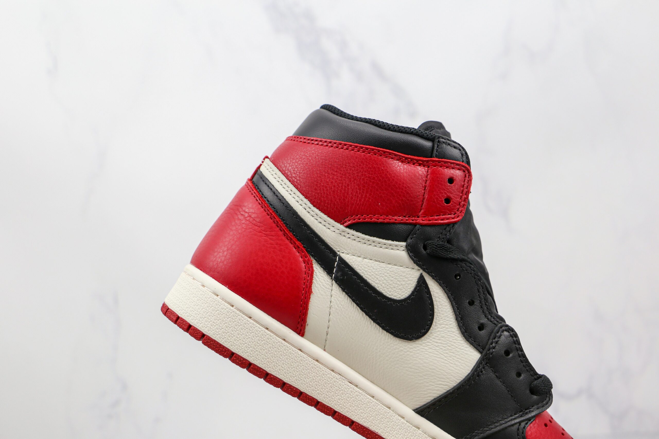 Jordan 1 Retro High Bred Toe - Imagem 10