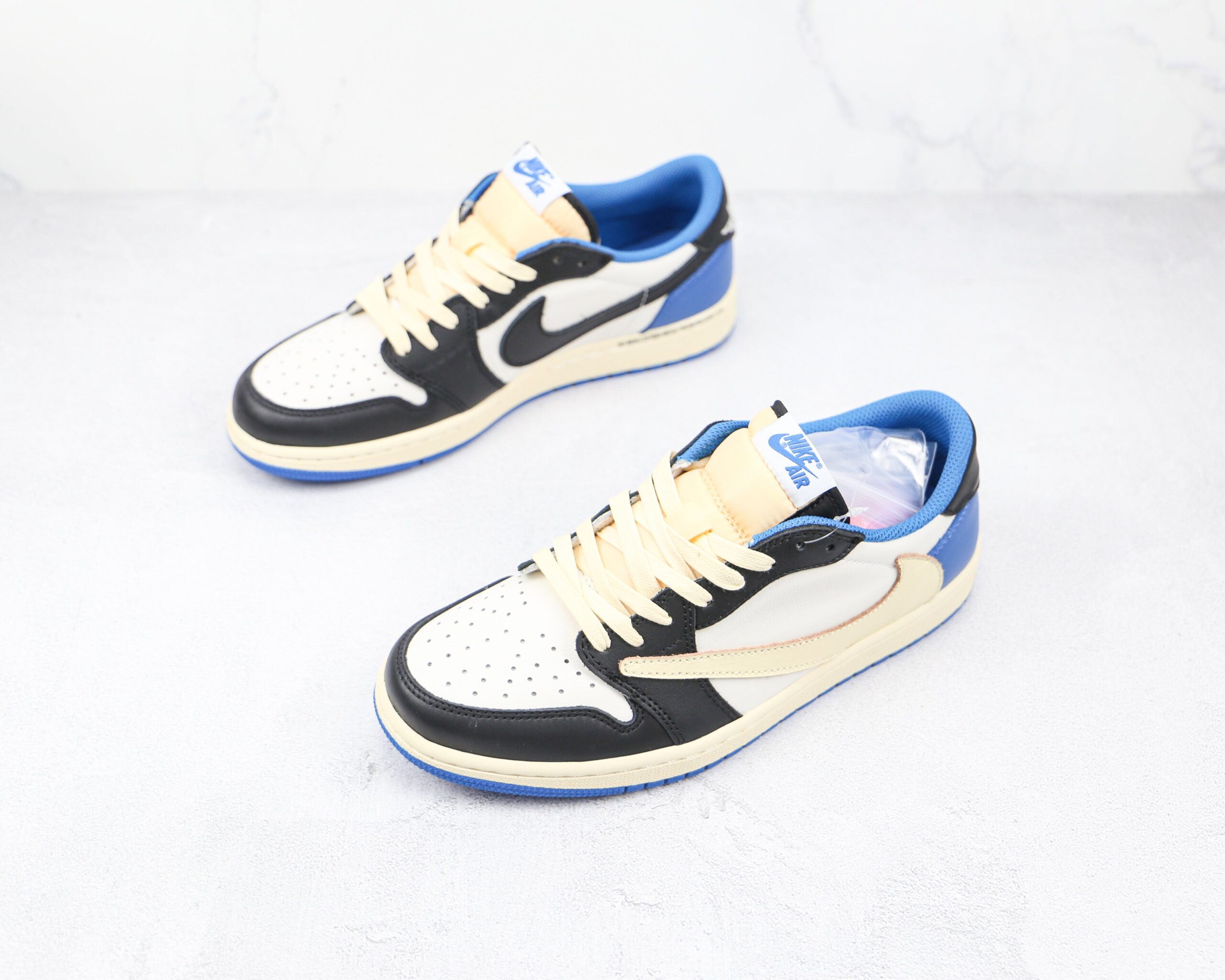 Jordan 1 Low Fragment x Travis Scott - Imagem 5