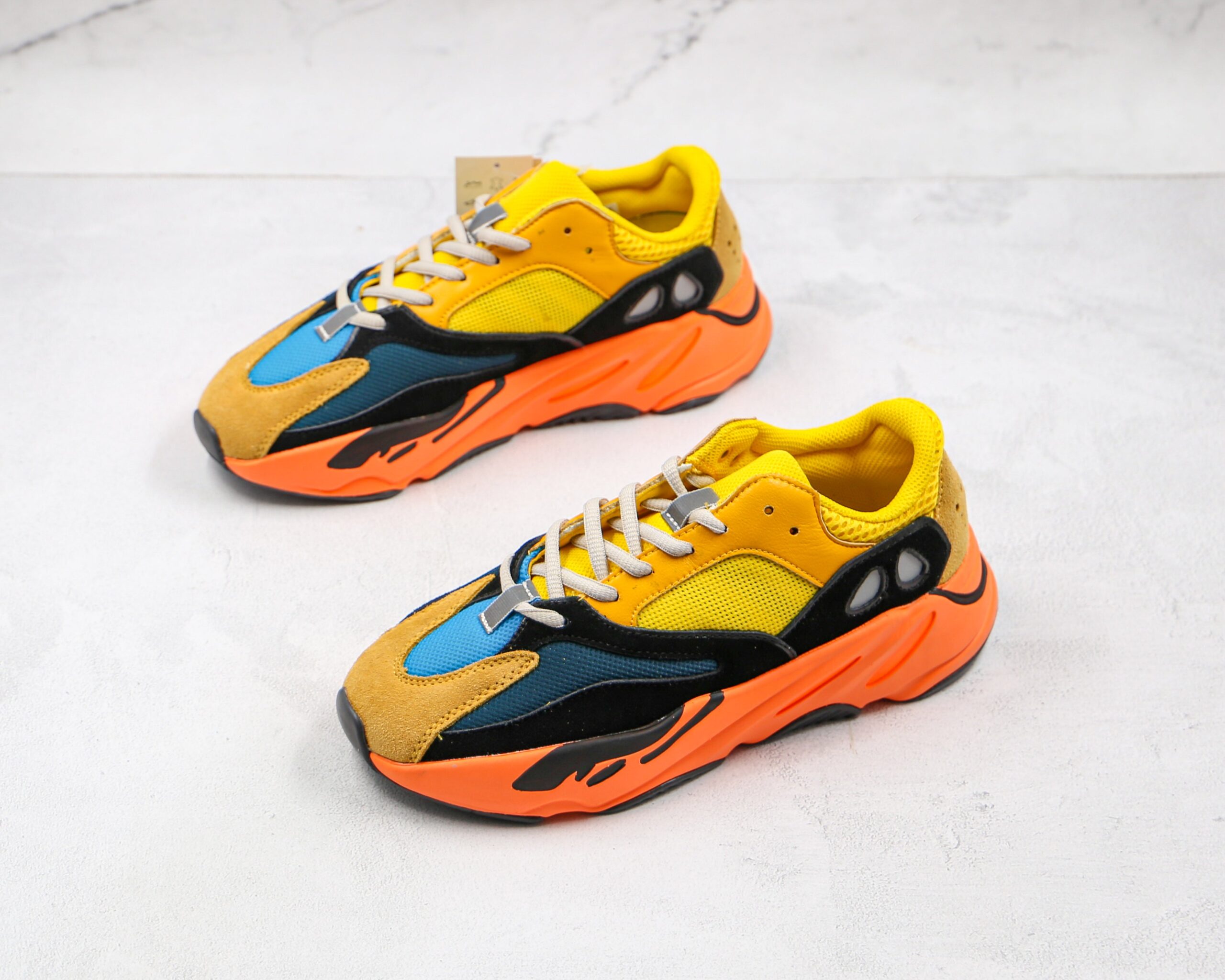 Adidas Yeezy Boost 700 Sun - Imagem 4