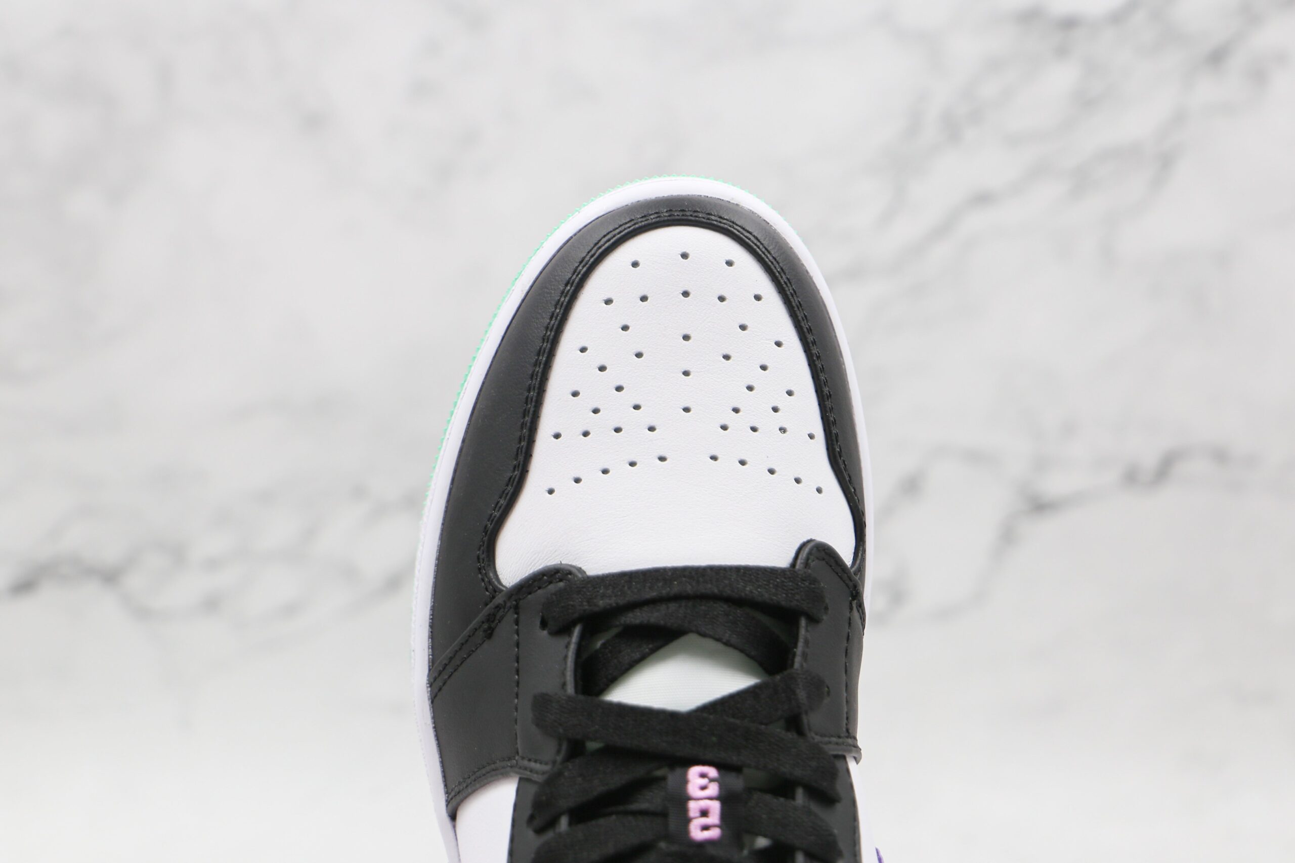 Jordan 1 Low Green Glow Violet Shock - Imagem 4