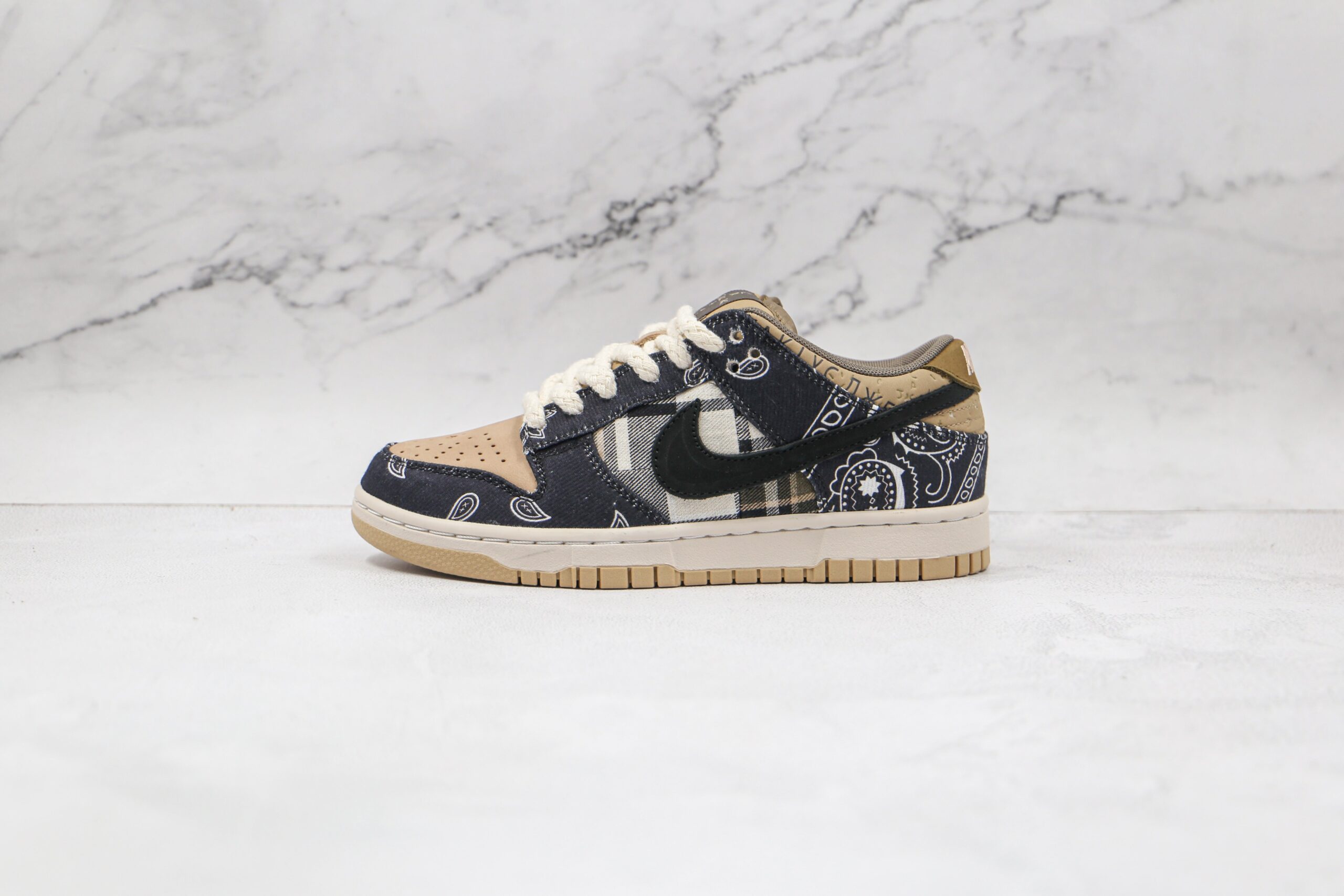 Nike SB Dunk Low Travis Scott - Imagem 2
