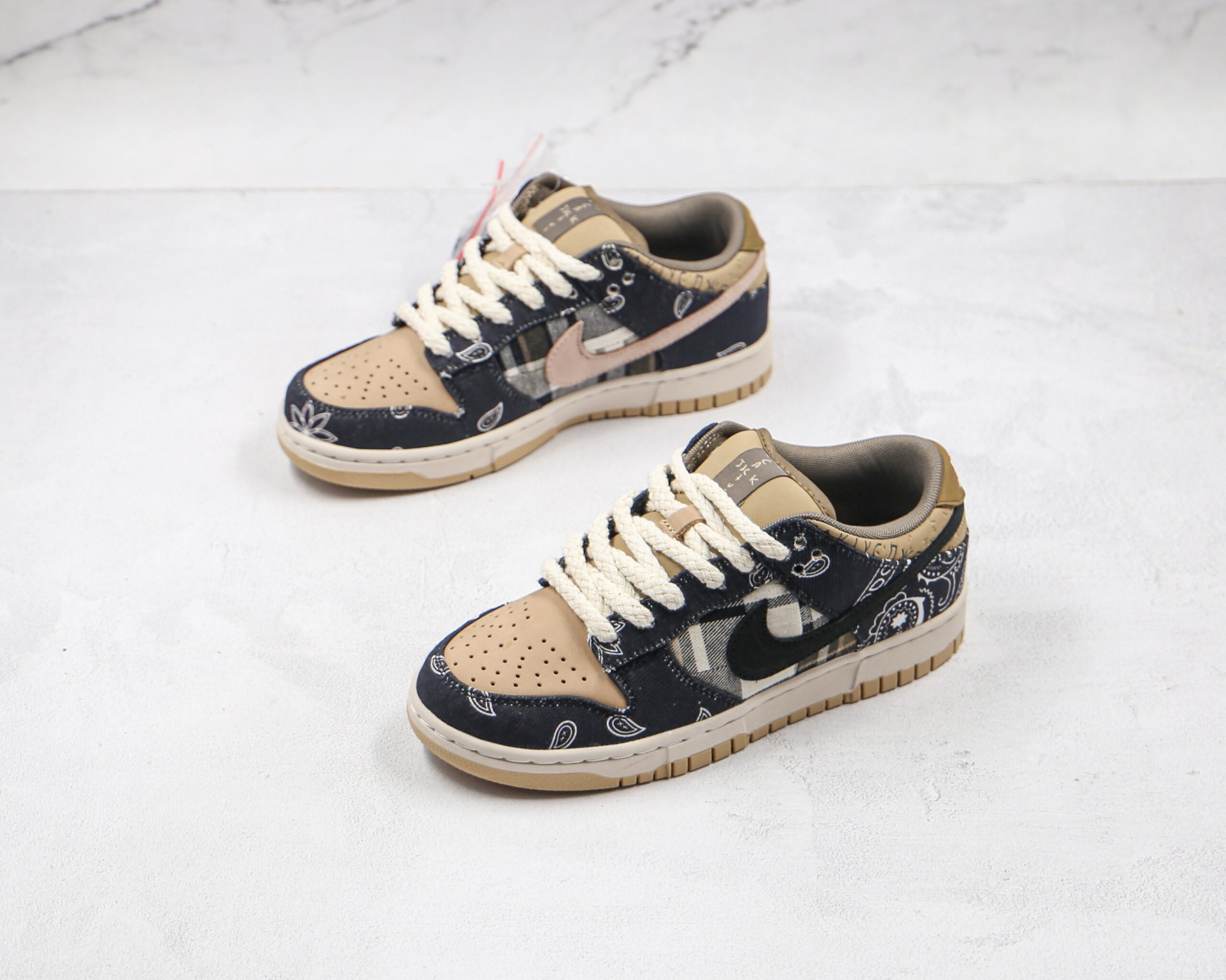 Nike SB Dunk Low Travis Scott - Imagem 7