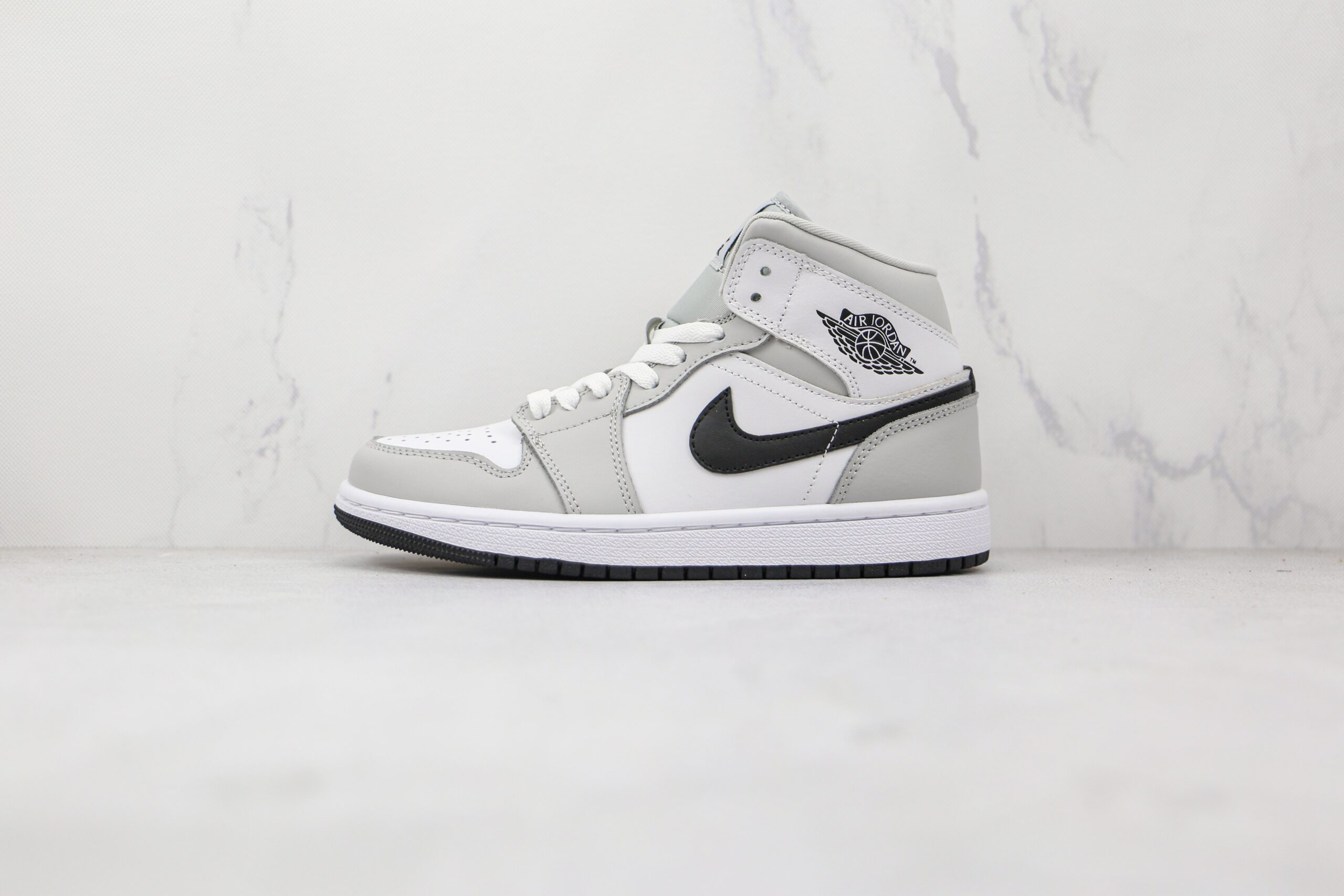 Jordan 1 Mid Light Smoke Grey - Imagem 2