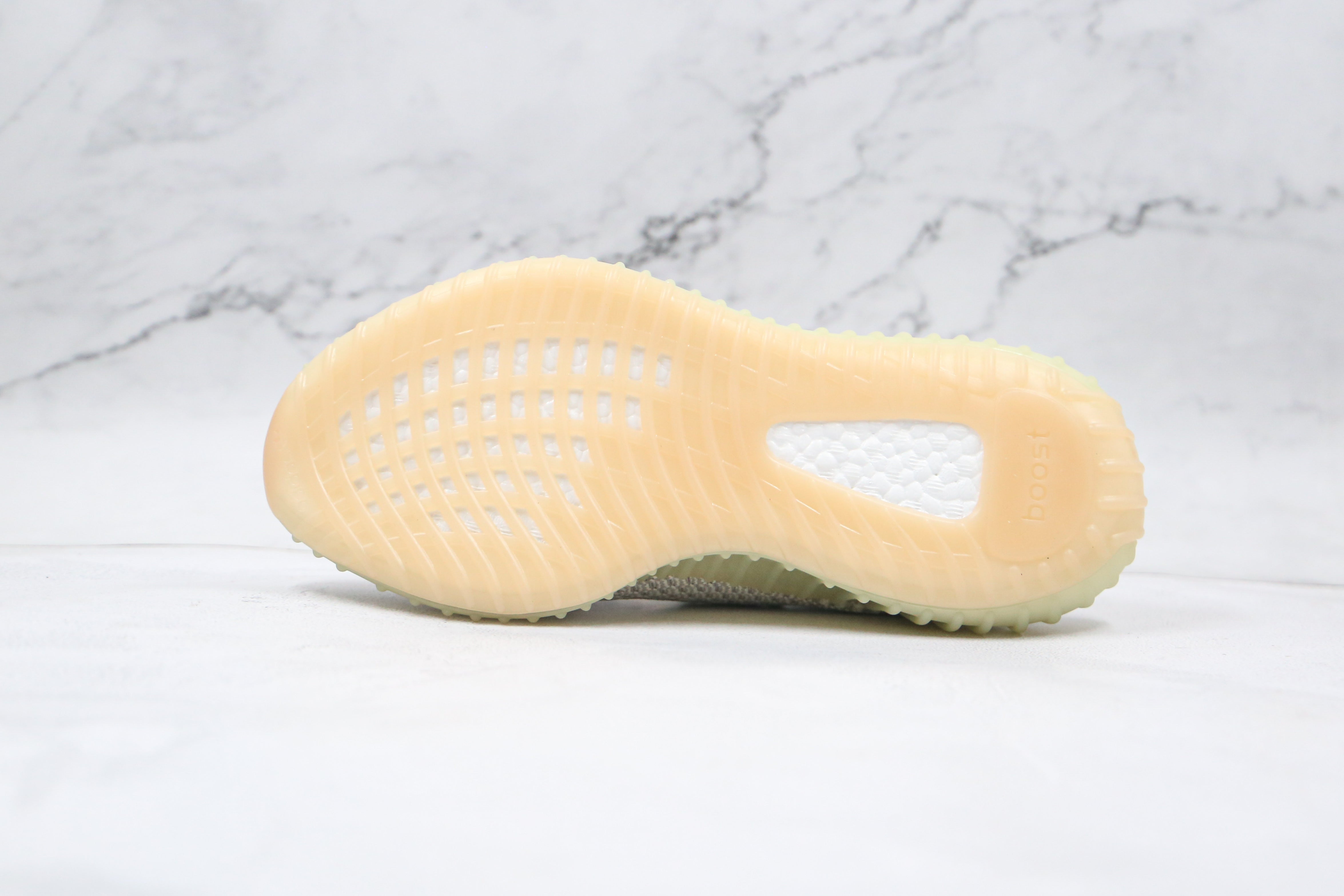 Adidas Yeezy Boost 350 V2 Lundmark (Non Reflective) - Imagem 6