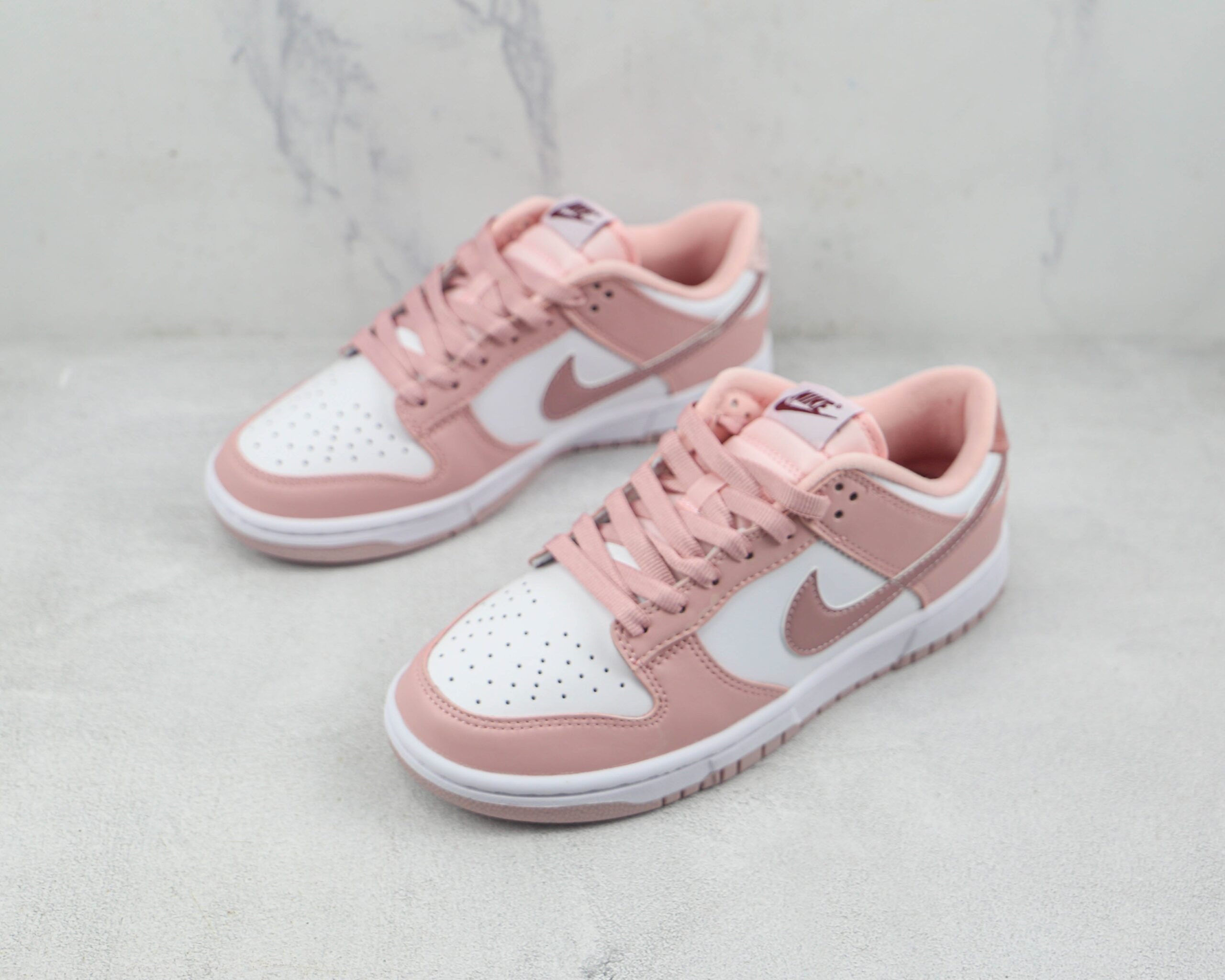 Nike Dunk Low Pink Velvet - Imagem 4