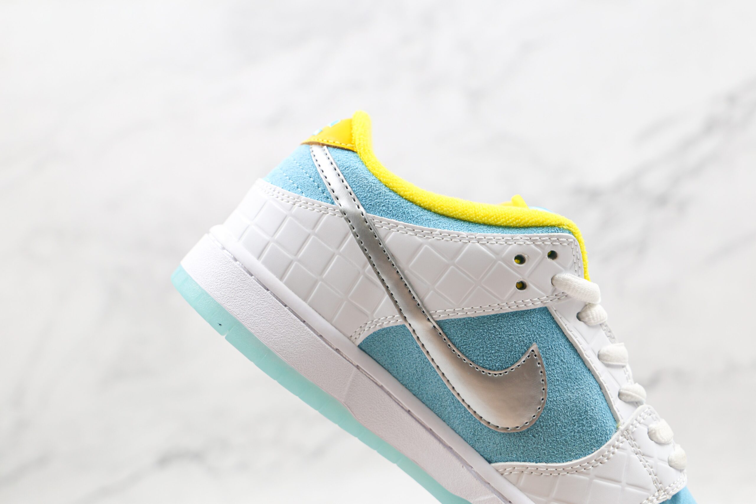 Nike SB Dunk Low Pro FTC Lagoon Pulse - Imagem 4