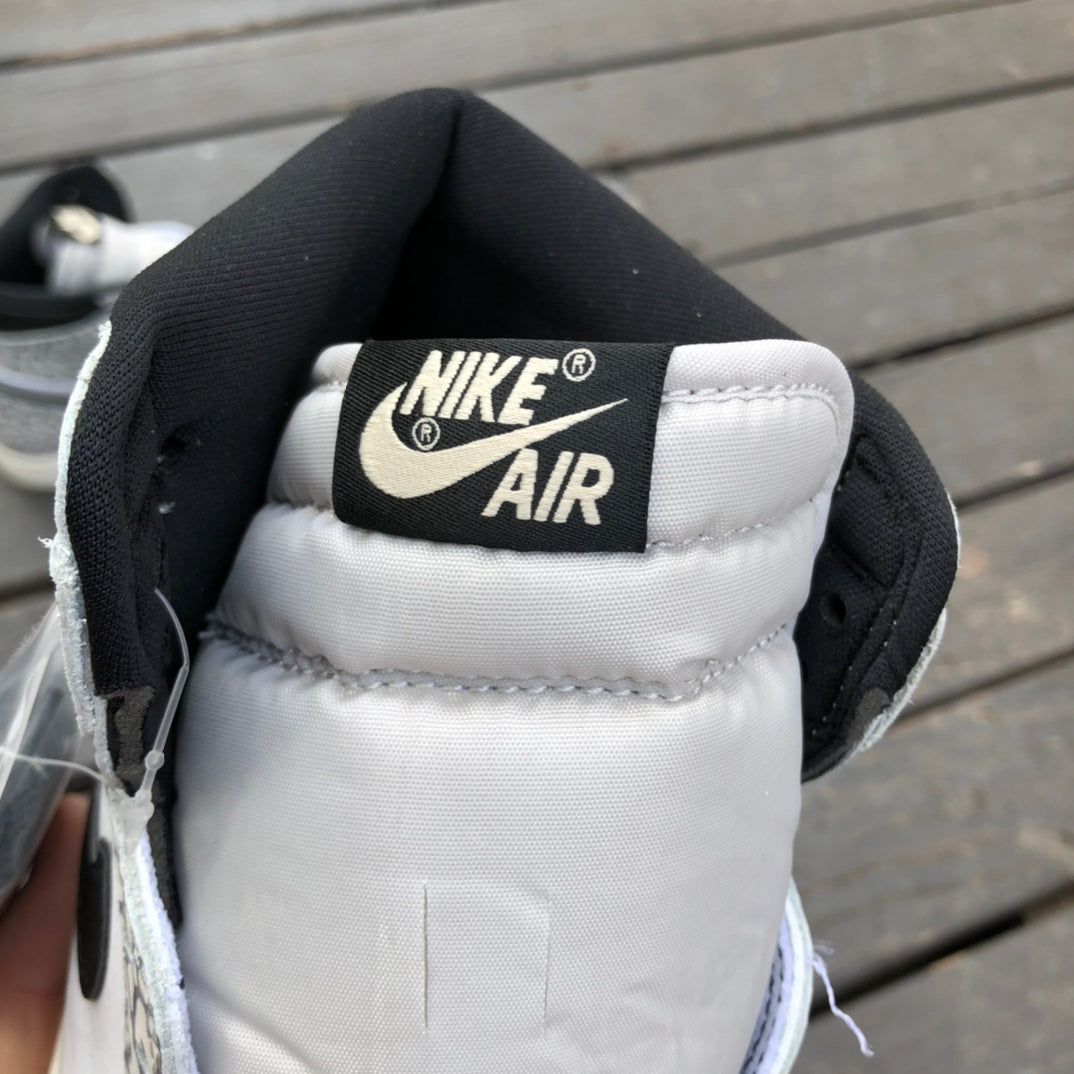 Jordan 1 Retro High OG White Cement - Imagem 4