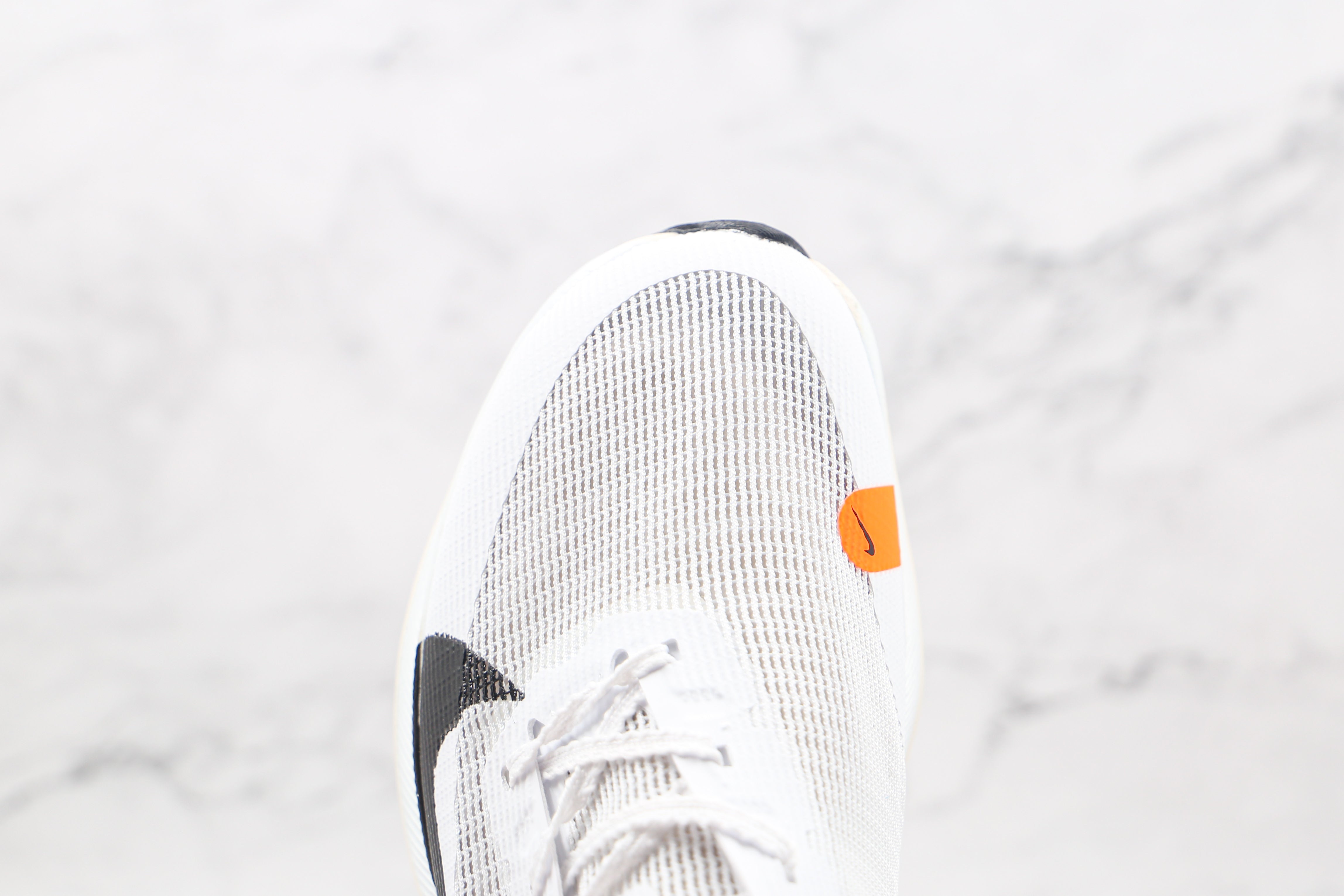 Nike ZoomX Vaporfly Next% 2 White Black - Imagem 3